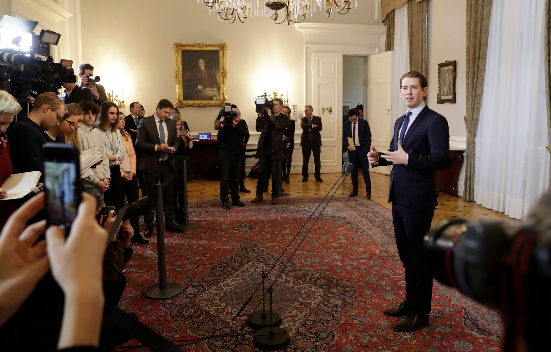 Bundeskanzler Sebastian Kurz (im Bild) beim Pressestatement vor dem Ministerrat am 31. J&auml;nner 2018.