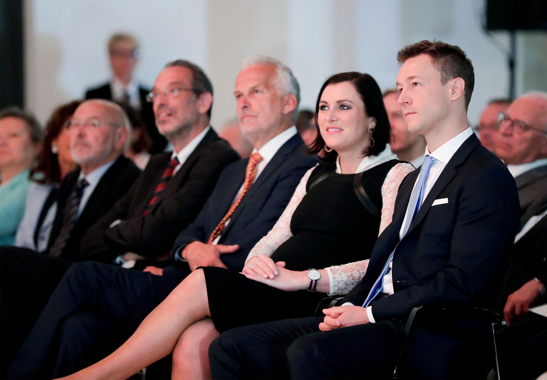 Am 9. Mai 2018 fand in der Akademie der Wissenschaften ein Gespr&auml;ch zu den vergangenen EU-Ratsvorsitzen und zum EU-Ratsvorsitz 2018 statt. Im Bild Bundesminister Gernot Bl&uuml;mel (r.) und Bundesministerin Elisabeth K&ouml;stinger (l.).