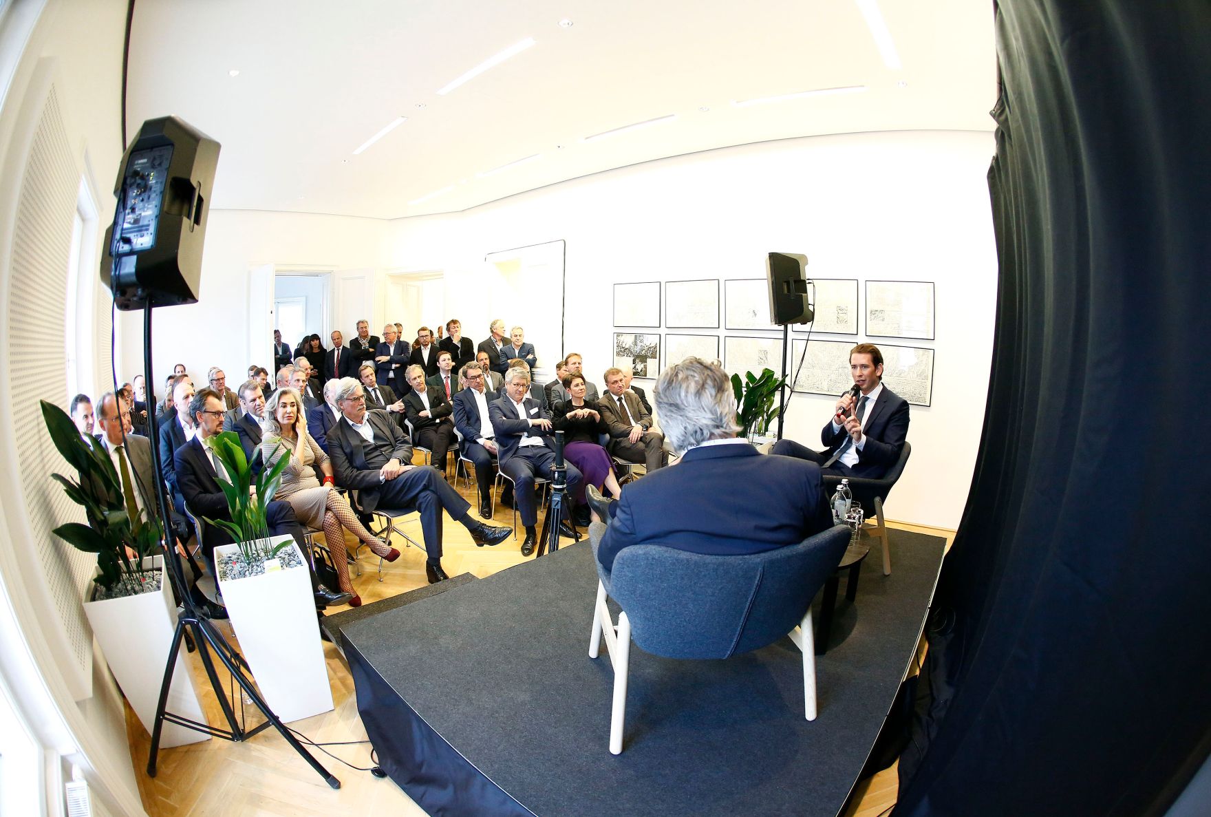 Am 23. Mai 2018 nahm Bundeskanzler Sebastian Kurz am Gespr&auml;ch beim "Kleine Zeitung Salon" mit Chefredakteur Hubert Patterer teil.