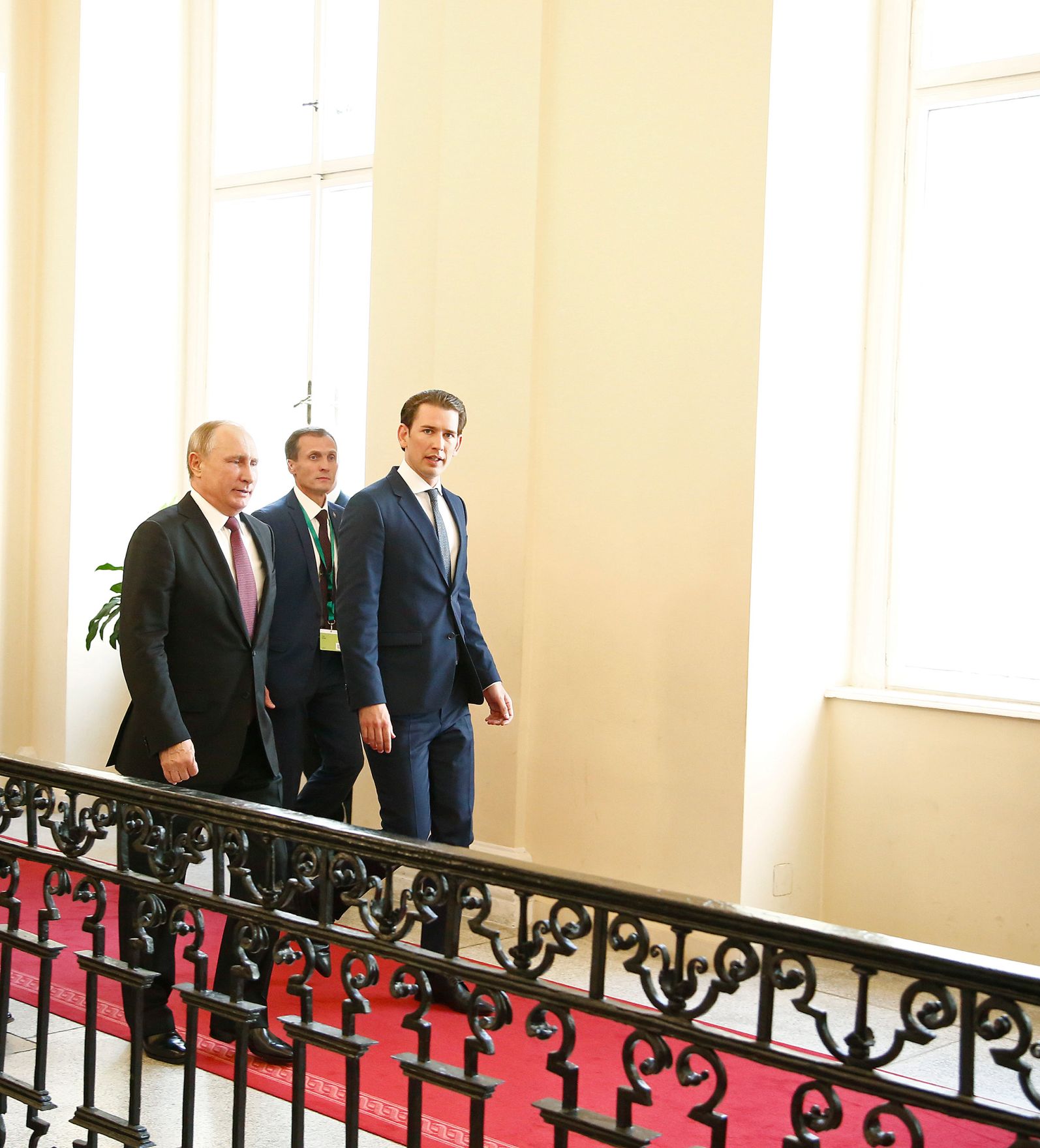 Am 5. Juni 2018 empfing Bundeskanzler Sebastian Kurz (r.) den russischen Pr&auml;sidenten Wladimir Putin (l.) zu einem Arbeitsgespr&auml;ch.
