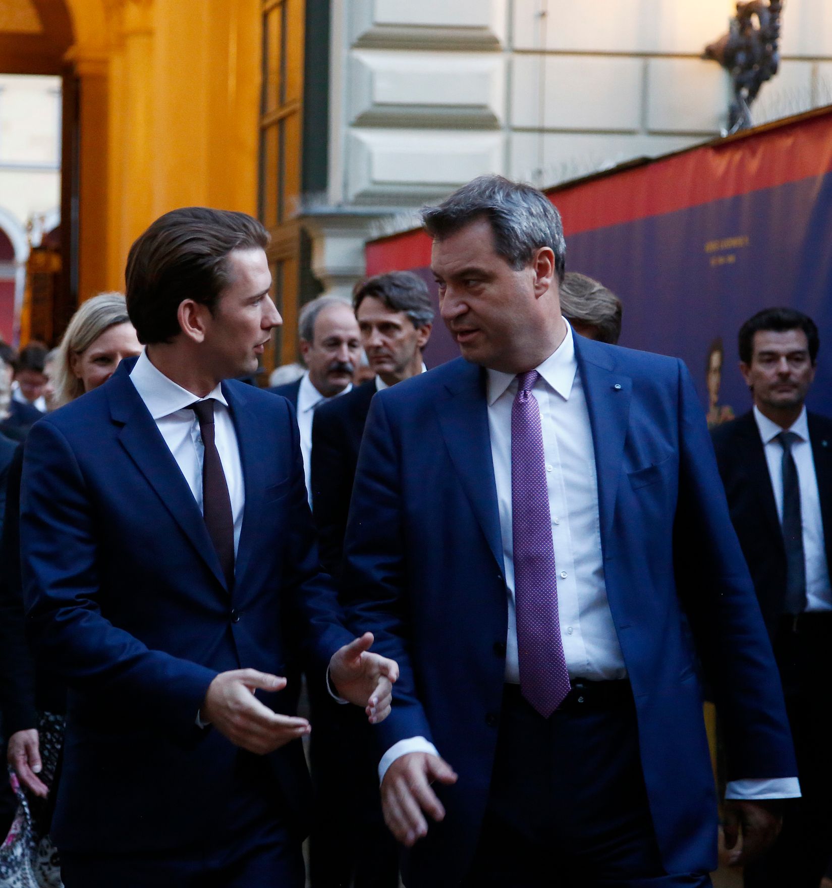 Am 6. Juni 2018 traf Bundeskanzler Sebastian Kurz (l.) den Ministerpr&auml;sidenten von Bayern Markus S&ouml;der (r.) zu einem Arbeitsgespr&auml;ch.