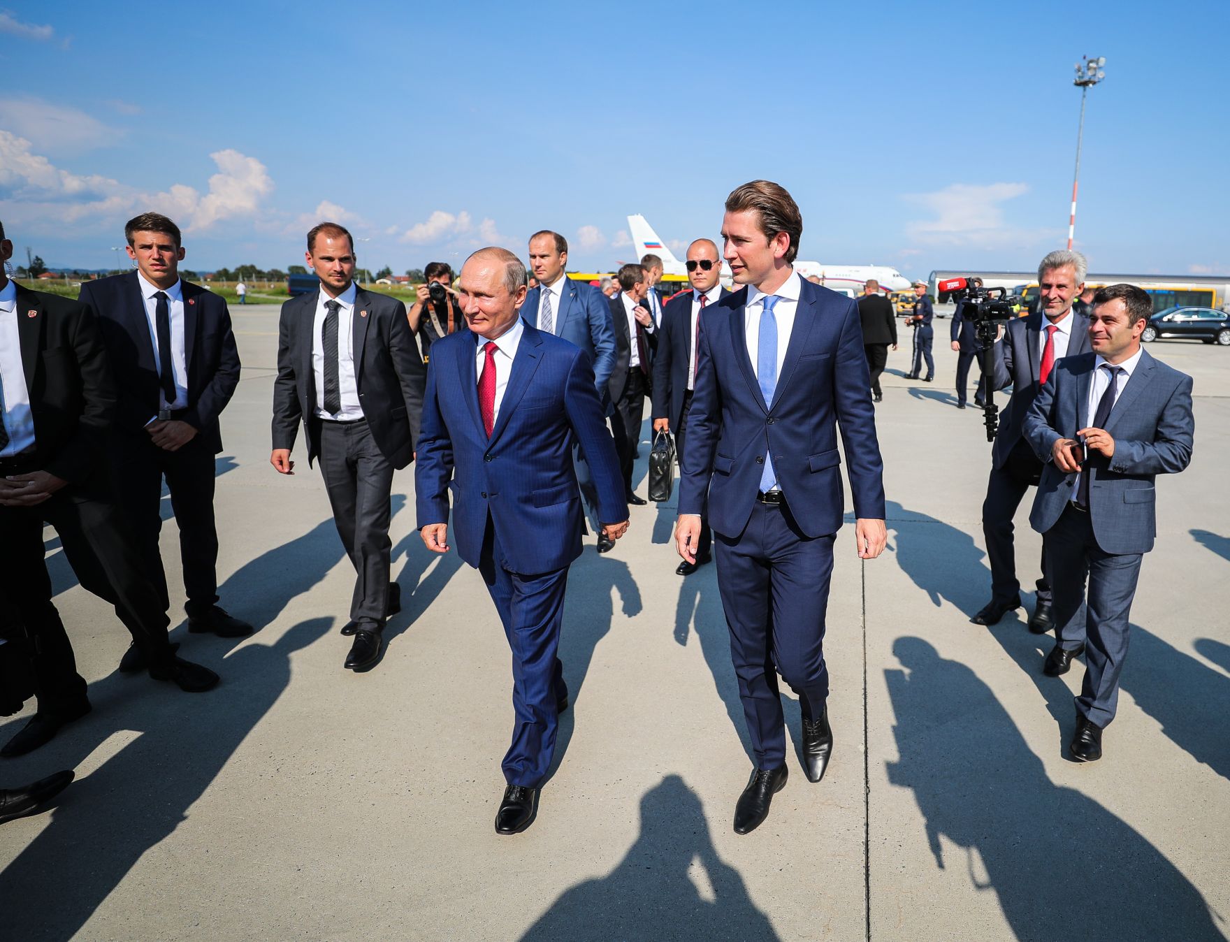 Am 18. August 2018 empfing Bundeskanzler Sebastian Kurz (r.) den russischen Pr&auml;sidenten Wladimir Putin (l.) in Graz.