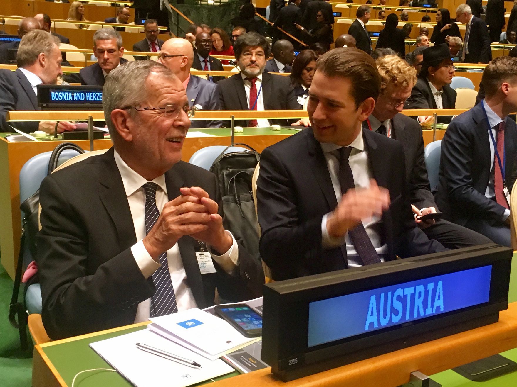 Am 25. September 2018 setzte Bundeskanzler Sebastian Kurz (r.) seine Reise anl&auml;sslich der UN-Generalversammlung nach New York fort. Im Bild mit Bundespr&auml;sident Alexander Van der Bellen (l.).