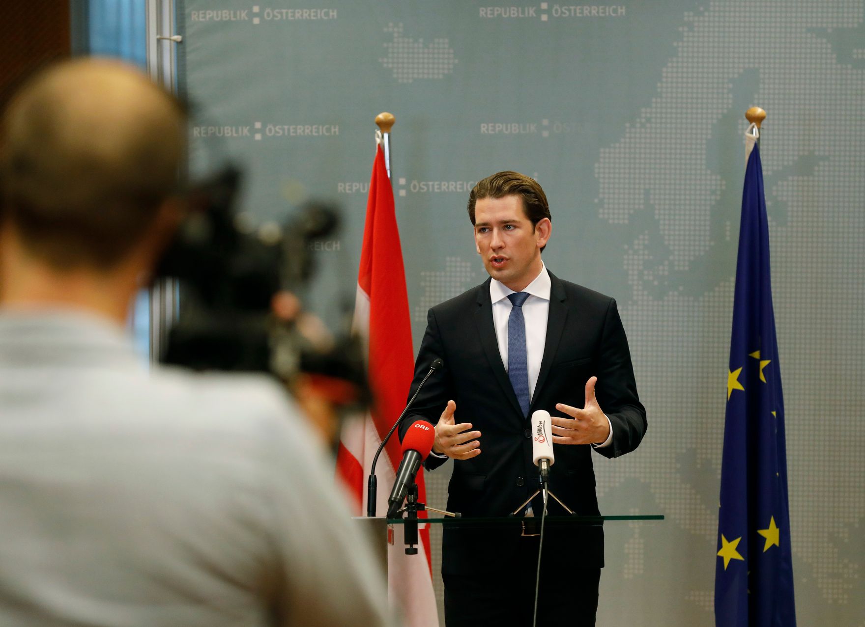 Am 18. Oktober 2018 nahm Bundeskanzler Sebastian Kurz am Euro-Gipfel in Br&uuml;ssel teil. Im Bild bei der Pressekonferenz.