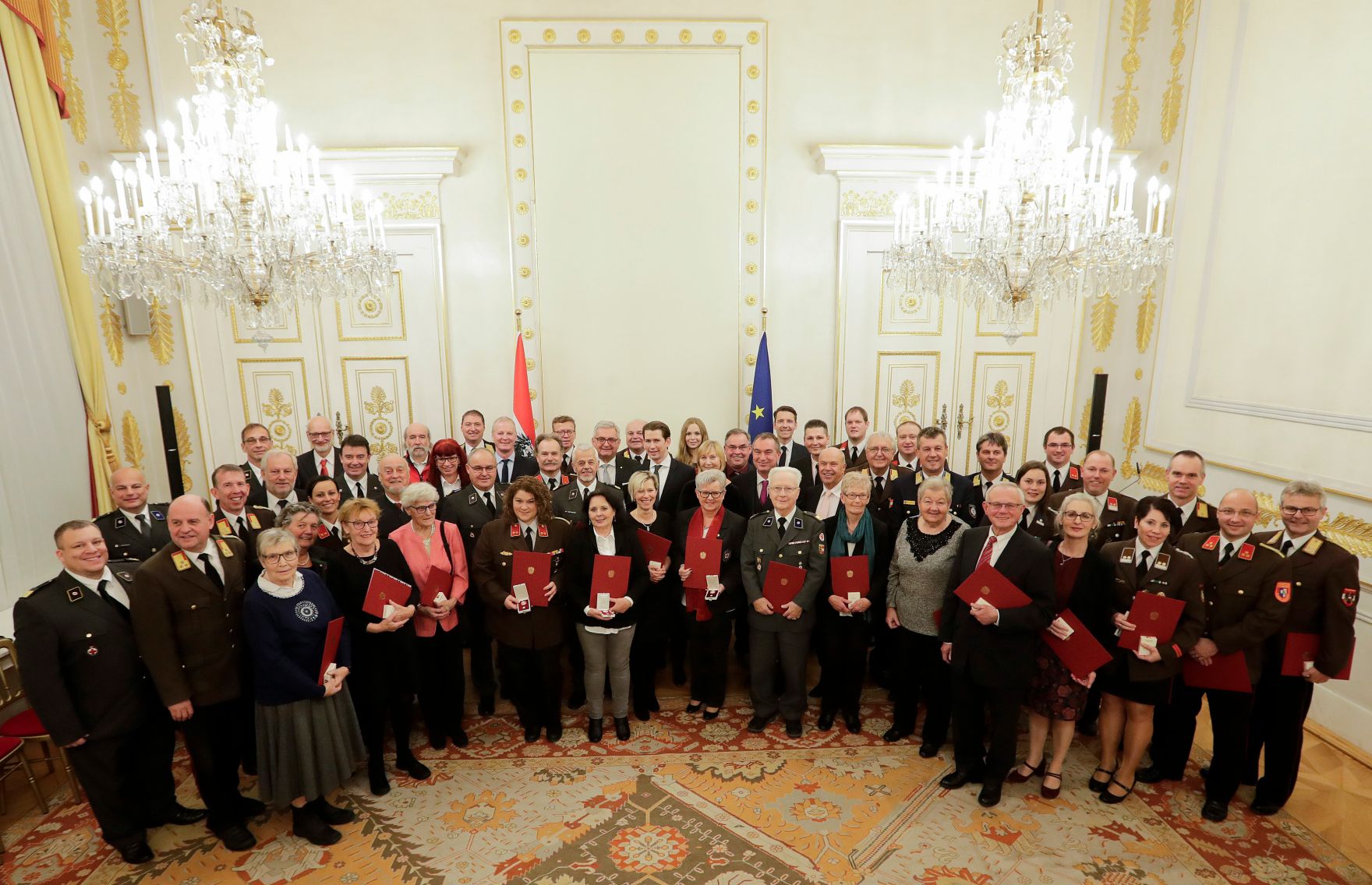 Am 5. Dezember 2018 verlieh Bundeskanzler Sebastian Kurz das Bundes-Ehrenzeichen an Personen, die durch ehrenamtliche, unentgeltliche Leistungen im Rahmen von Freiwilligen-Organisationen und Freiwilligen-Initiativen auf Gebieten, die Bundessache betreffen, Verdienste erbracht haben.