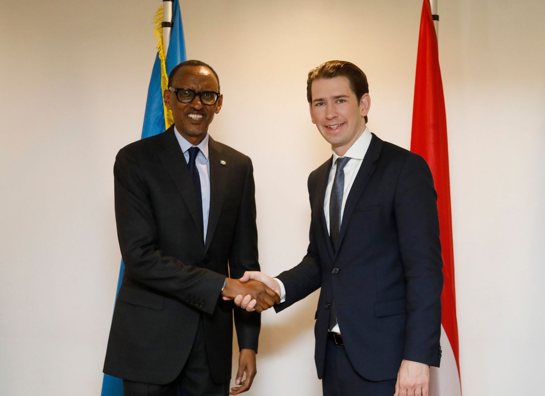 Am 7. Dezember 2018 reiste Bundeskanzler Sebastian Kurz (r.) zu einem Arbeitsbesuch nach Kigali. Im Bild beim Treffen mit dem Pr&auml;sidenten von Ruanda Paul Kagame (l.).