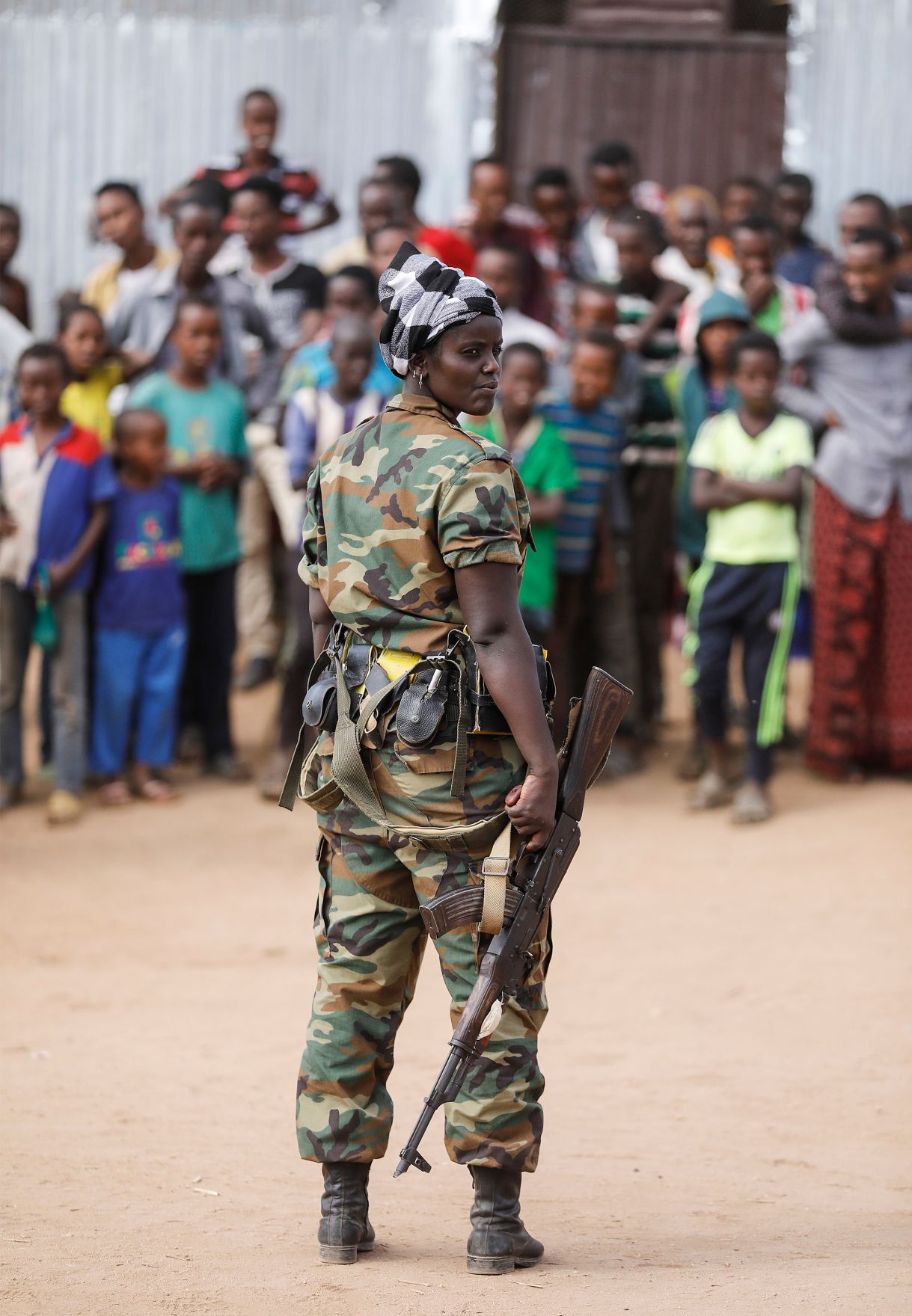 Am 8. Dezember 2018 reiste Bundeskanzler Sebastian Kurz nach &Auml;thiopien. Im Bild beim Besuch des Fl&uuml;chtlingslagers Qologji.