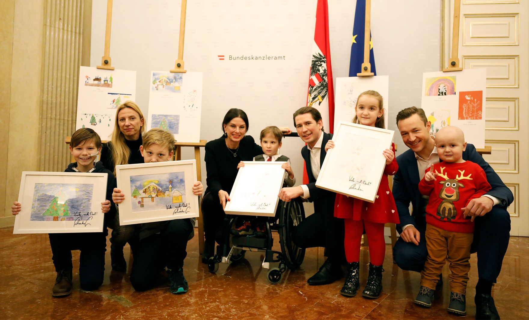 Am 17. Dezember 2018 empfing Bundeskanzler Sebastian Kurz Kinder der Ronald McDonald Kinderhilfe im Bundeskanzleramt.