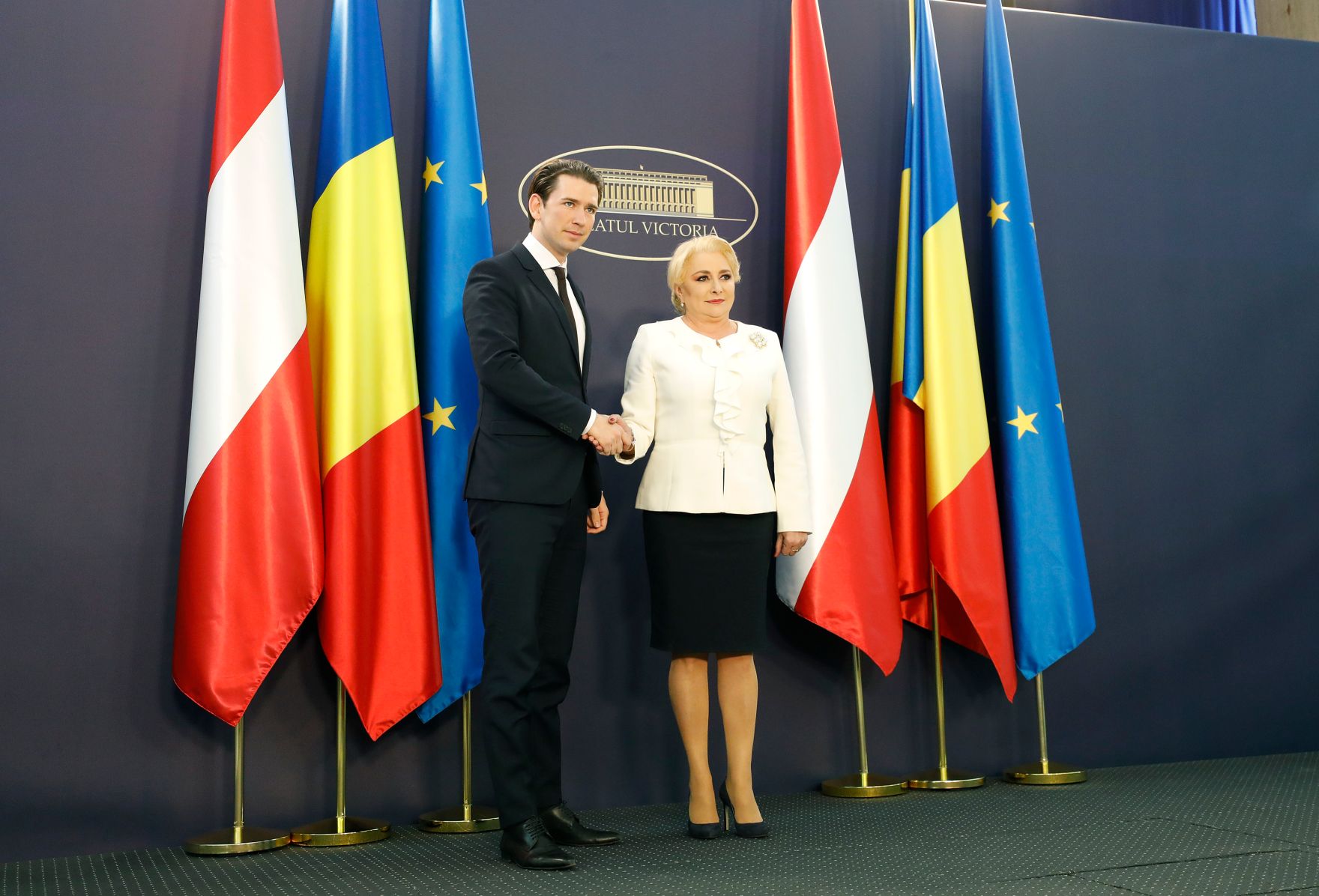 Am 21. Dezember 2018 reiste Bundeskanzler Sebastian Kurz (l.) zu einem Arbeitsbesuch nach Bukarest. Im Bild mit der rum&auml;nischen Premierministerin Victoria Dancila (r.).