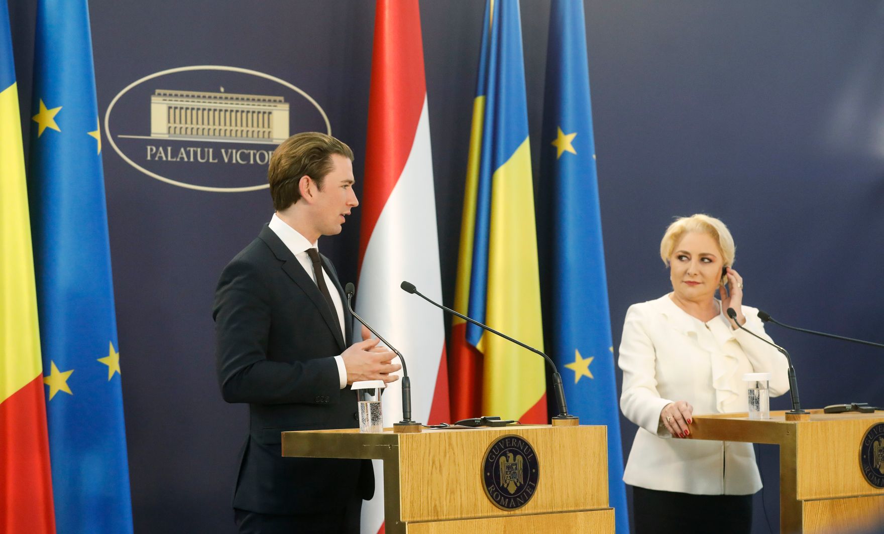 Am 21. Dezember 2018 reiste Bundeskanzler Sebastian Kurz (l.) zu einem Arbeitsbesuch nach Bukarest. Im Bild mit der rum&auml;nischen Premierministerin Victoria Dancila (r.).