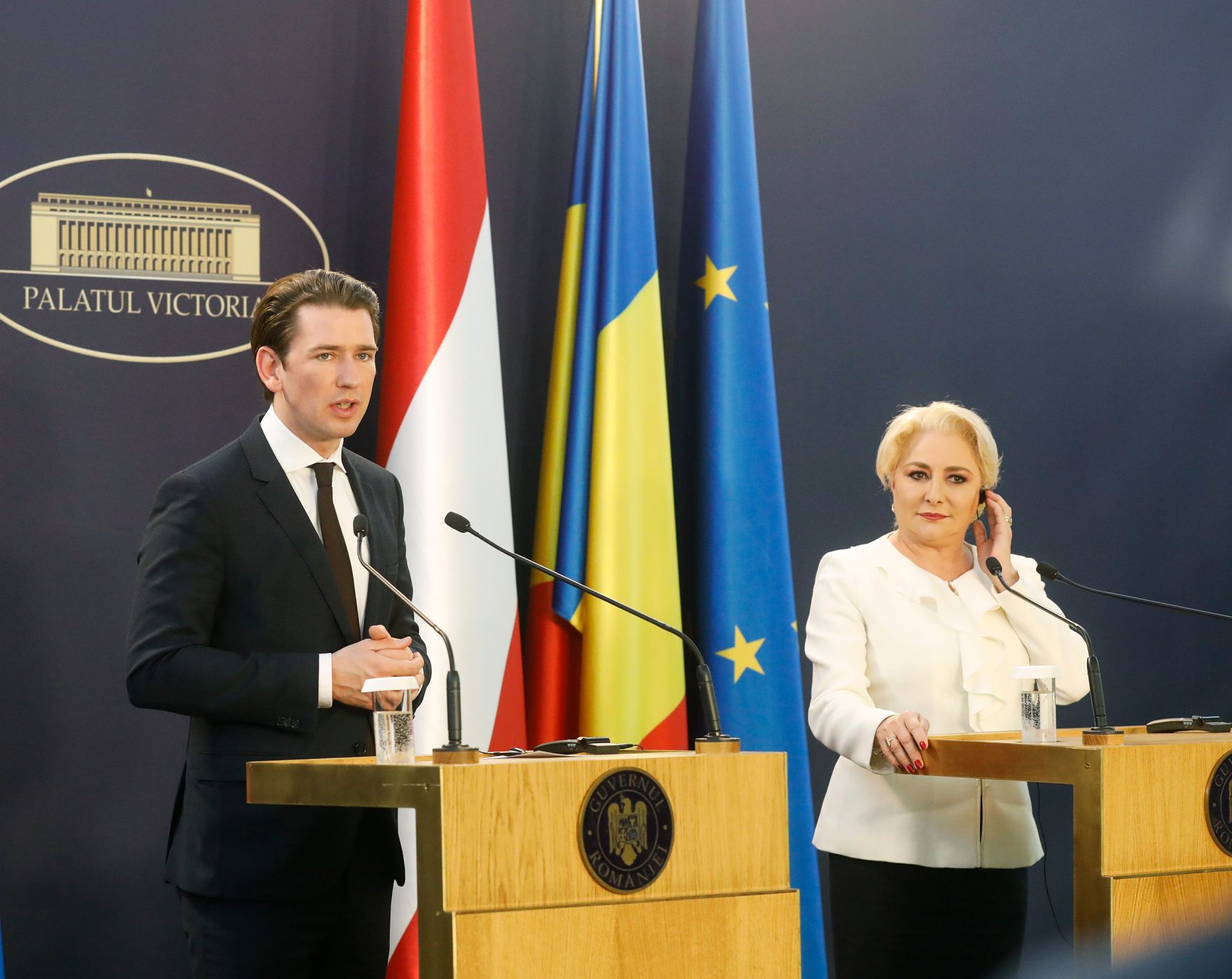 Am 21. Dezember 2018 reiste Bundeskanzler Sebastian Kurz (l.) zu einem Arbeitsbesuch nach Bukarest. Im Bild mit der rum&auml;nischen Premierministerin Victoria Dancila (r.).