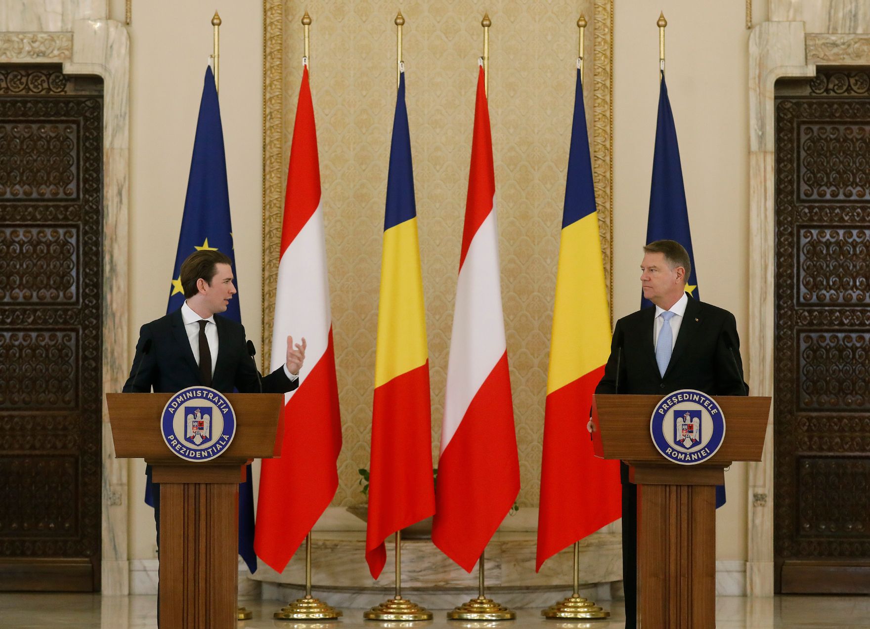 Am 21. Dezember 2018 reiste Bundeskanzler Sebastian Kurz (l.) zu einem Arbeitsbesuch nach Bukarest. Im Bild mit dem rum&auml;nischen Pr&auml;sidenten Klaus Werner Johannis (r.).