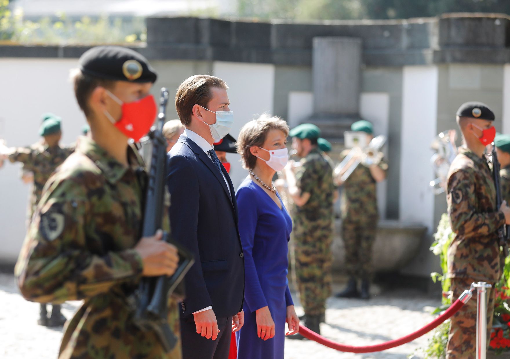 Am 18. September 2020 traf Bundeskanzler Sebastian Kurz (m.l.) im Rahmen seines Arbeitsbesuchs in der Schweiz die Schweizer Bundespr&auml;sidentin Simonetta Sommaruga (m.r.).