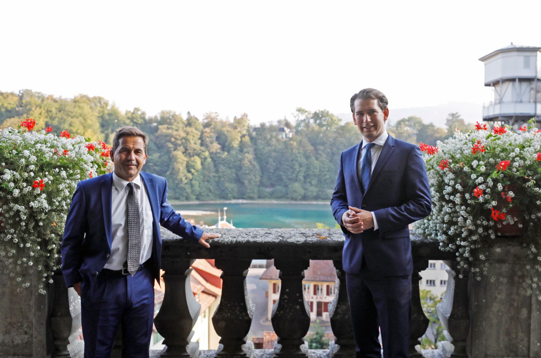 Am 18. September 2020 traf Bundeskanzler Sebastian Kurz (r.) im Rahmen seines Arbeitsbesuchs in der Schweiz den schweizer Bundeskanzler Walter Thurnherr (l.).