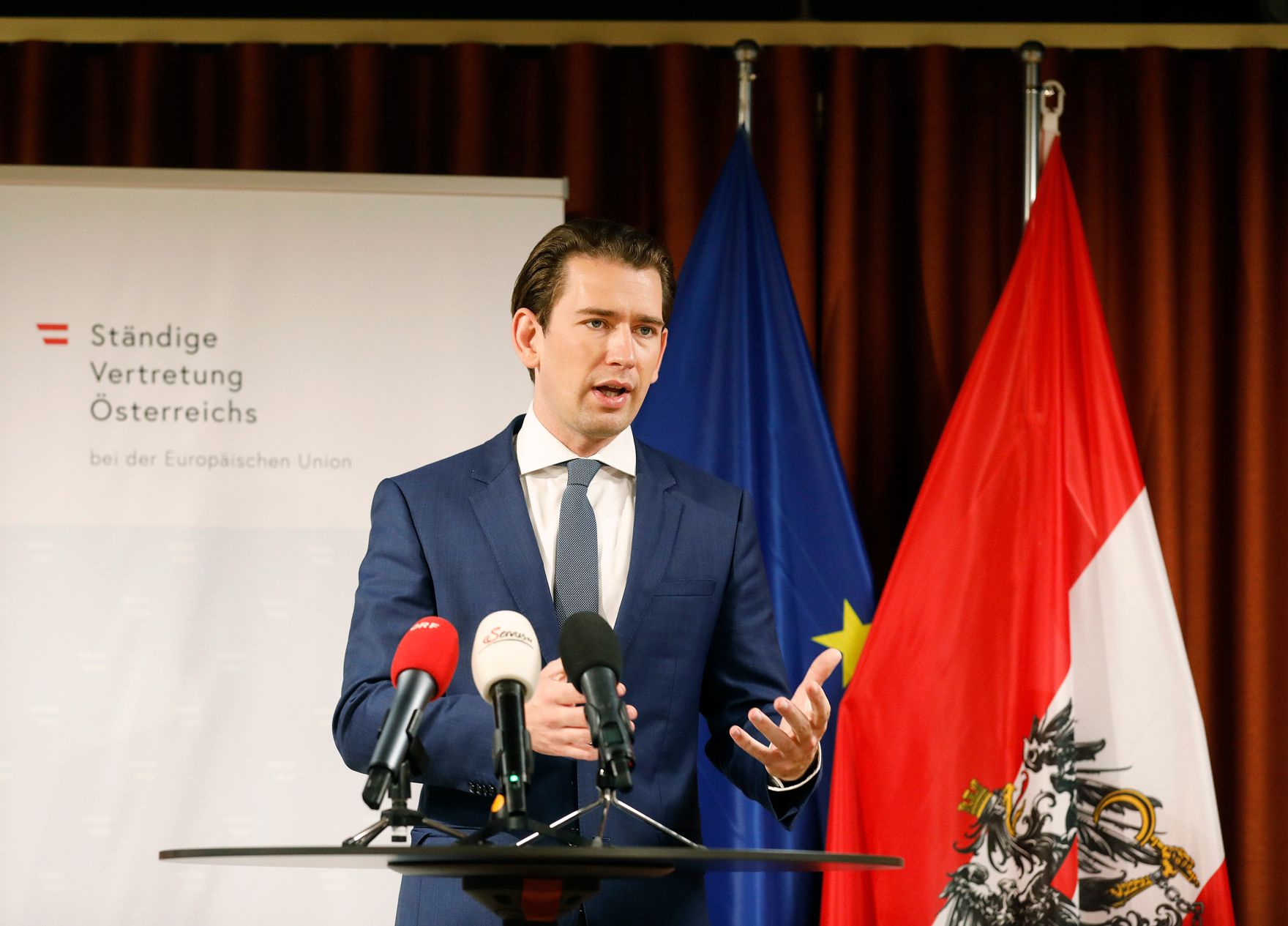 Am 2. Oktober 2020 gab Bundeskanzler Sebastian Kurz (im Bild) eine Pressekonferenz an der St&auml;ndigen Vertretung &Ouml;sterreichs bei der EU.