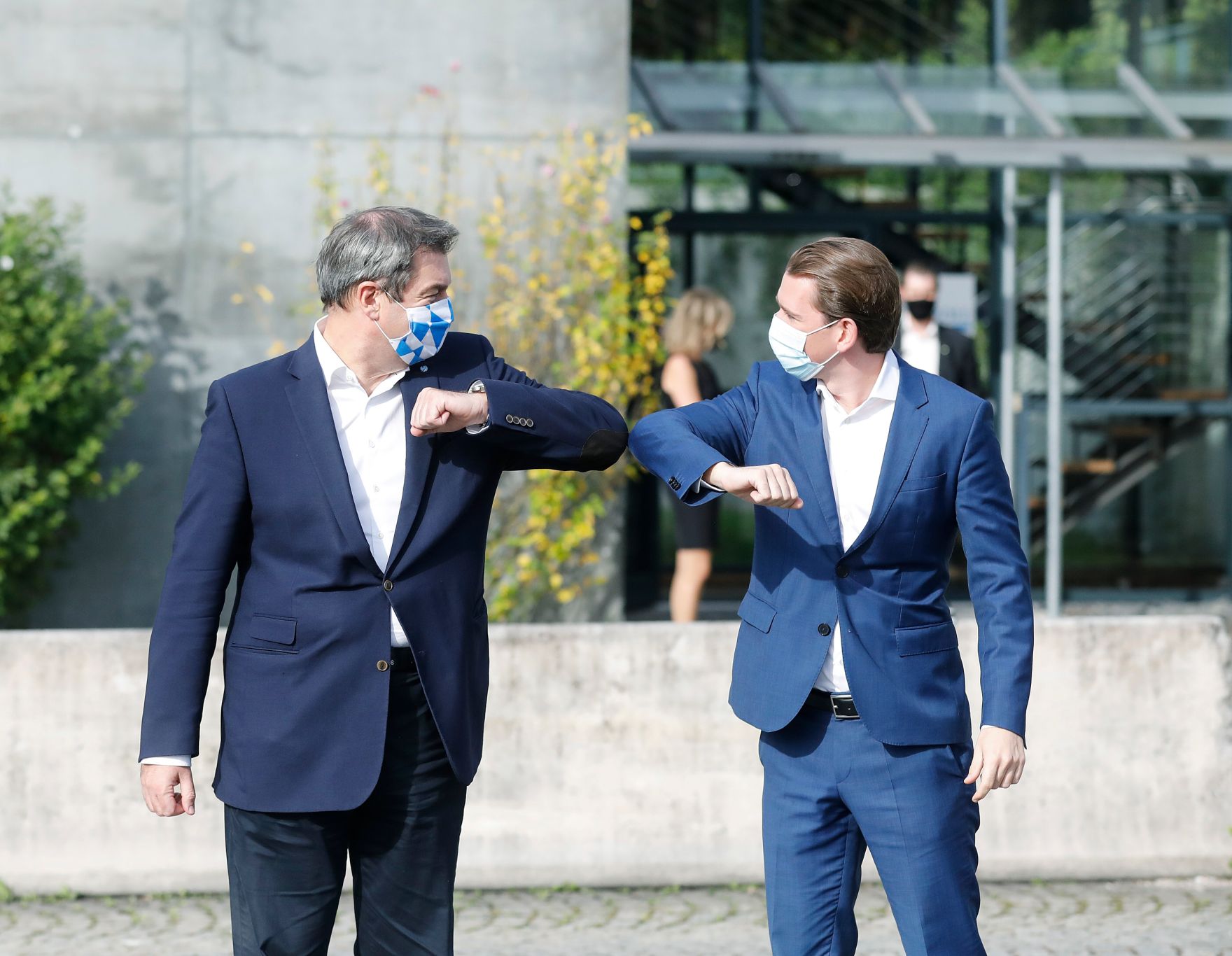 Am 9. Oktober 2020 traf Bundeskanzler Sebastian Kurz (r.) den Bayerischen Ministerpr&auml;sident Markus S&ouml;der (l.).