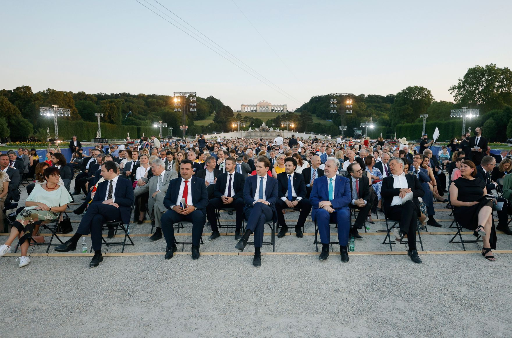 Am 18. Juni 2021 besucht Bundeskanzler Sebastian Kurz das Sommernachtskonzert im Sch&ouml;nbrunner Schlosspark.