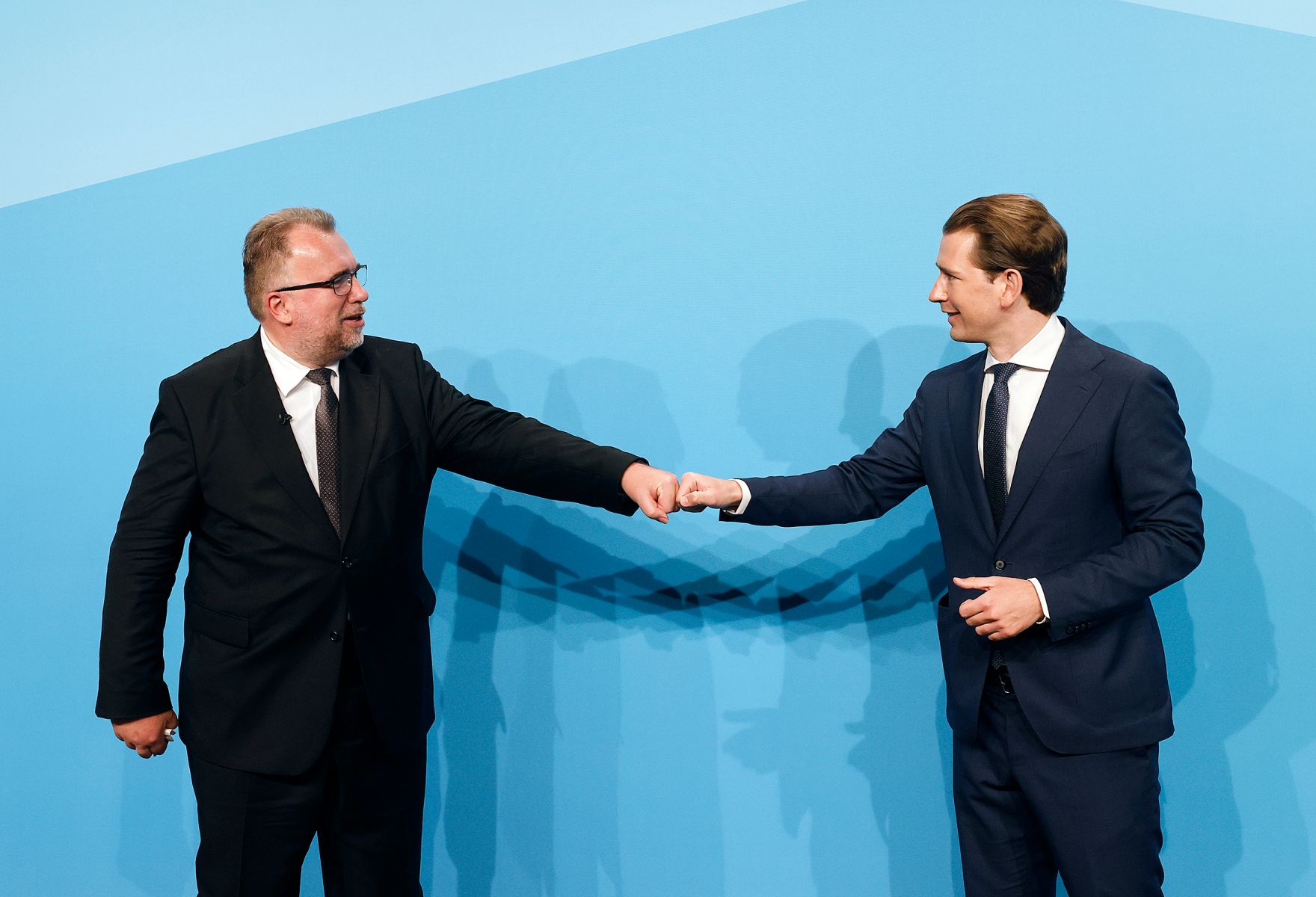 Am 22. Juni 2021 nahm Bundeskanzler Sebastian Kurz (r.) im Rahmen seines Arbeitsbesuchs in Berlin am &bdquo;Tag der Industrie 2021: Aufbruch in den Zukunftsort Deutschland&ldquo; teil. Im Bild mit dem Pr&auml;sident des Bundesverbands der Deutschen Industrie Siegfried Russwurm (l.).