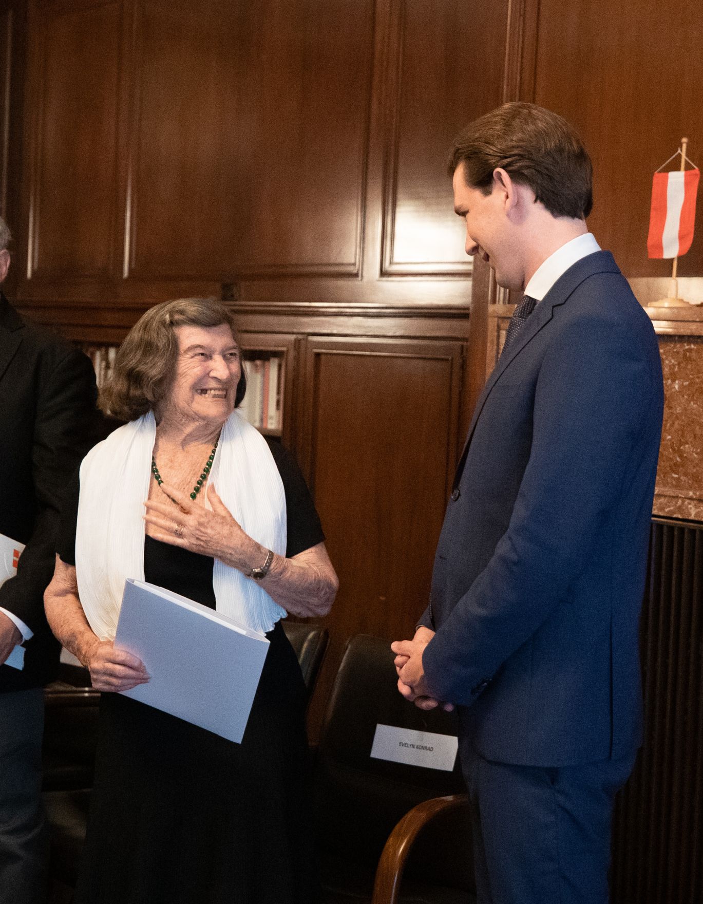 Am 14. Juli &uuml;berreichte Bundeskanzler Sebastian Kurz Staatsb&uuml;rgerschaften an Schoah &Uuml;berlebende bzw. an deren Angeh&ouml;rige.