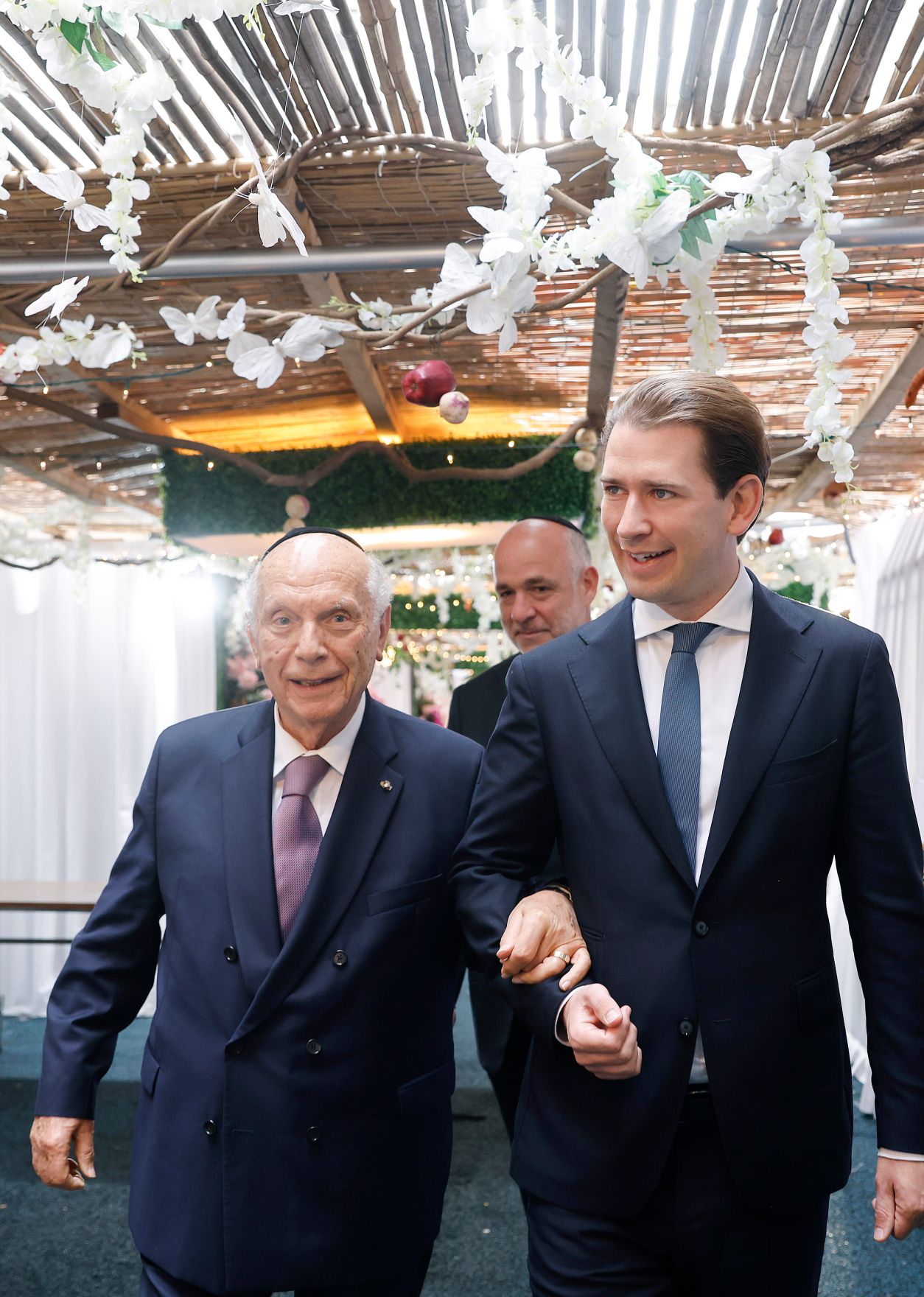 Am 23. September 2021 reiste Bundeskanzler Sebastian Kurz (r.) zu einem mehrt&auml;gigen Arbeitsbesuch nach New York. Im Bild mit Rabbi Arthur Schneier (l.).