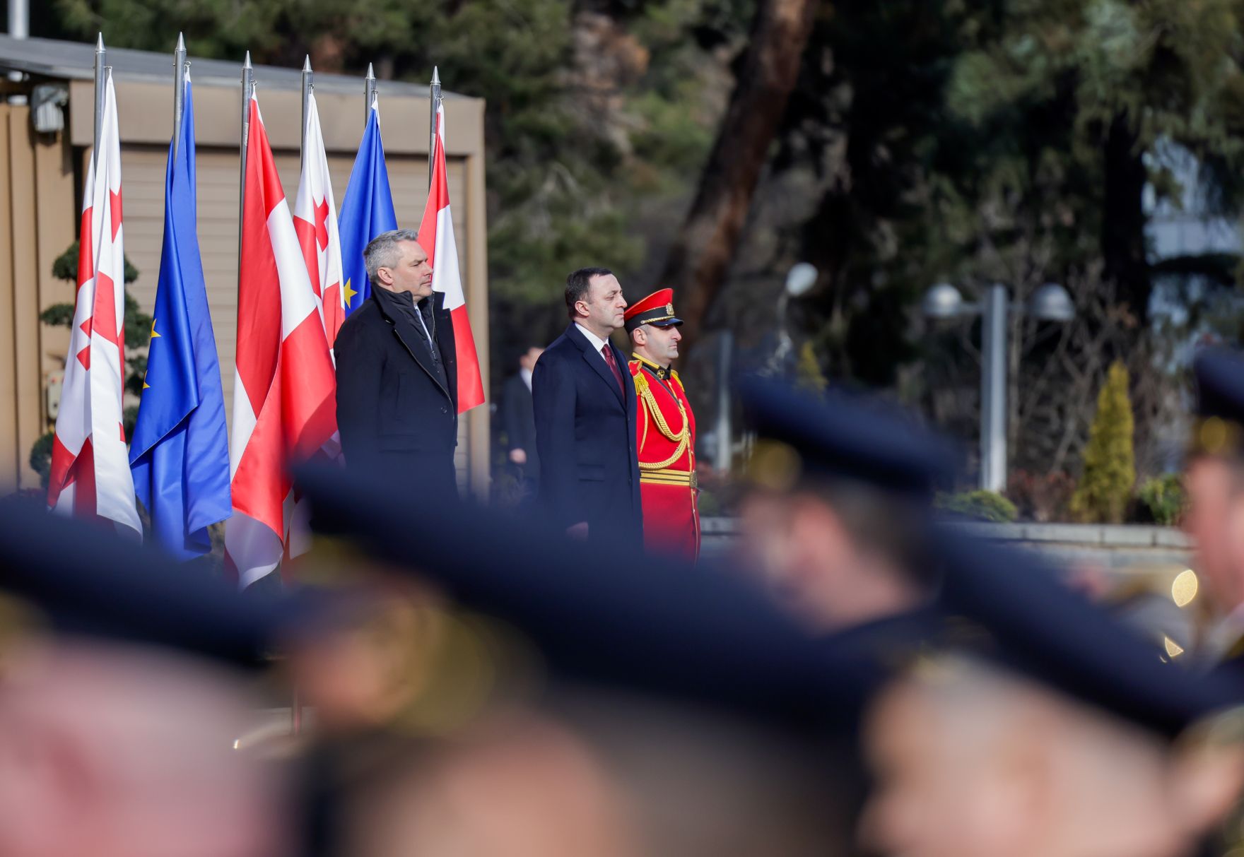 Am 30. J&auml;nner 2023 reiste Bundeskanzler Karl Nehammer (l.) zu einem Arbeitsbesuch nach Georgien. Im Bild mit dem georgischen Ministerpr&auml;sident Irakli Garibaschwili (r.).