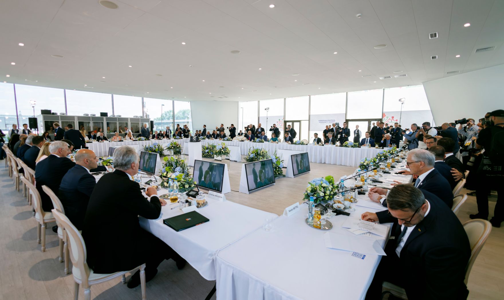 Am 1. Juni 2023 nahm Bundeskanzler Karl Nehammer (im Bild) am Gipfel der Europ&auml;ischen Politischen Gemeinschaft in der Republik Moldau teil.