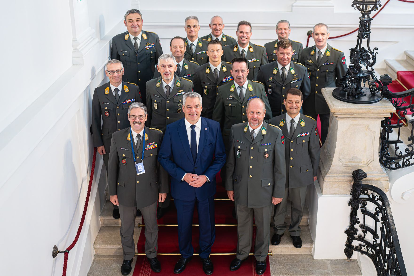 Am 22. Oktober 2024 empfing Bundeskanzler Karl Nehammer Vertreter der Miliz zu einem Arbeitsgespr&auml;ch.