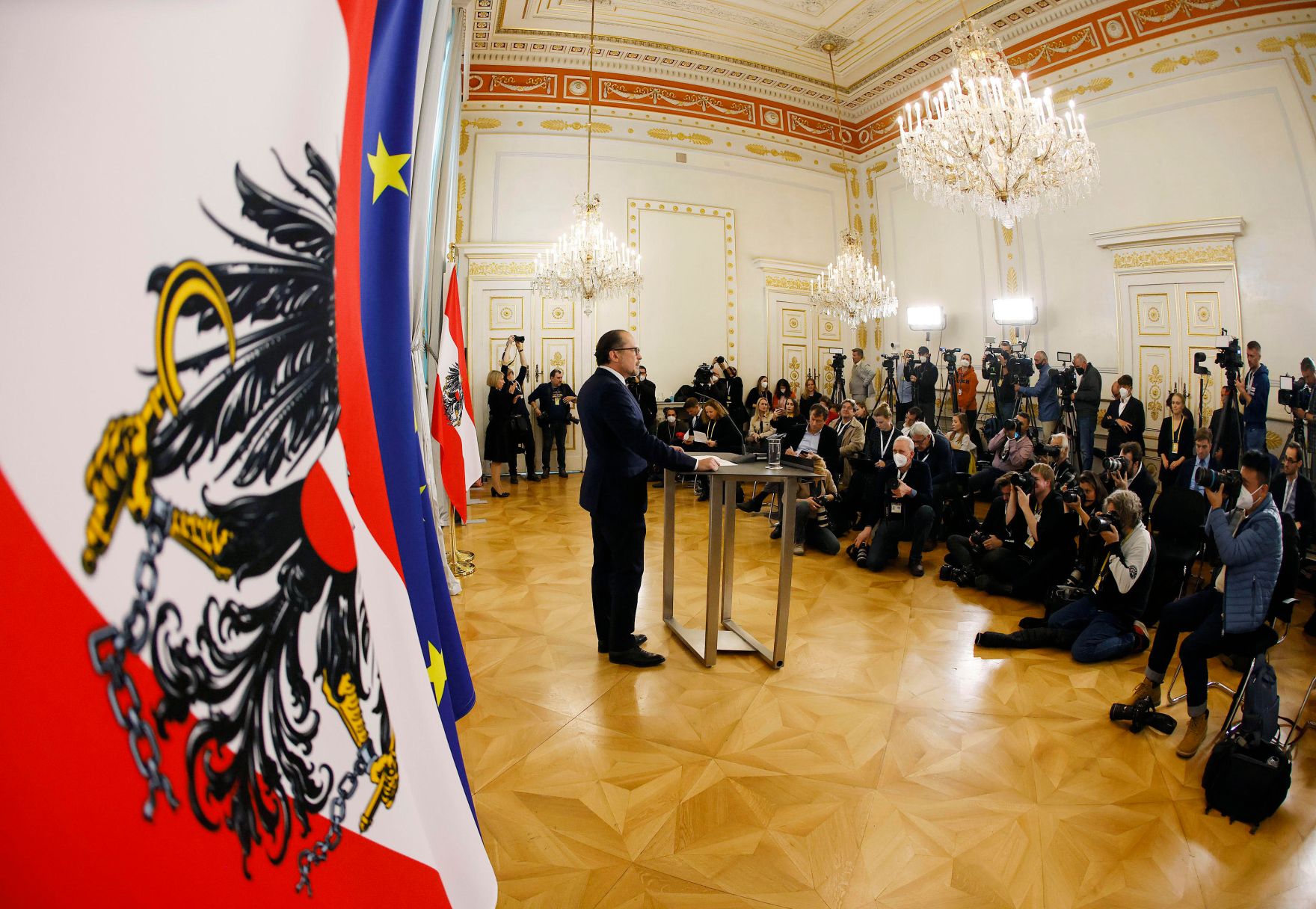 Am 11. Oktober 2021 gab Bundeskanzler Alexander Schallenberg (im Bild) ein Statement nach seiner Angelobung.