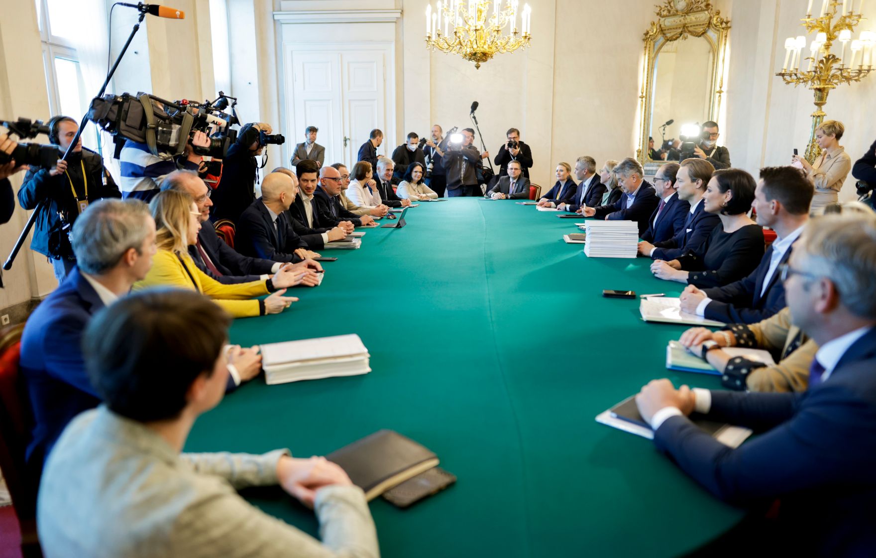 Am 13. Oktober 2021 fand der Ministerrat im Bundeskanzleramt statt.