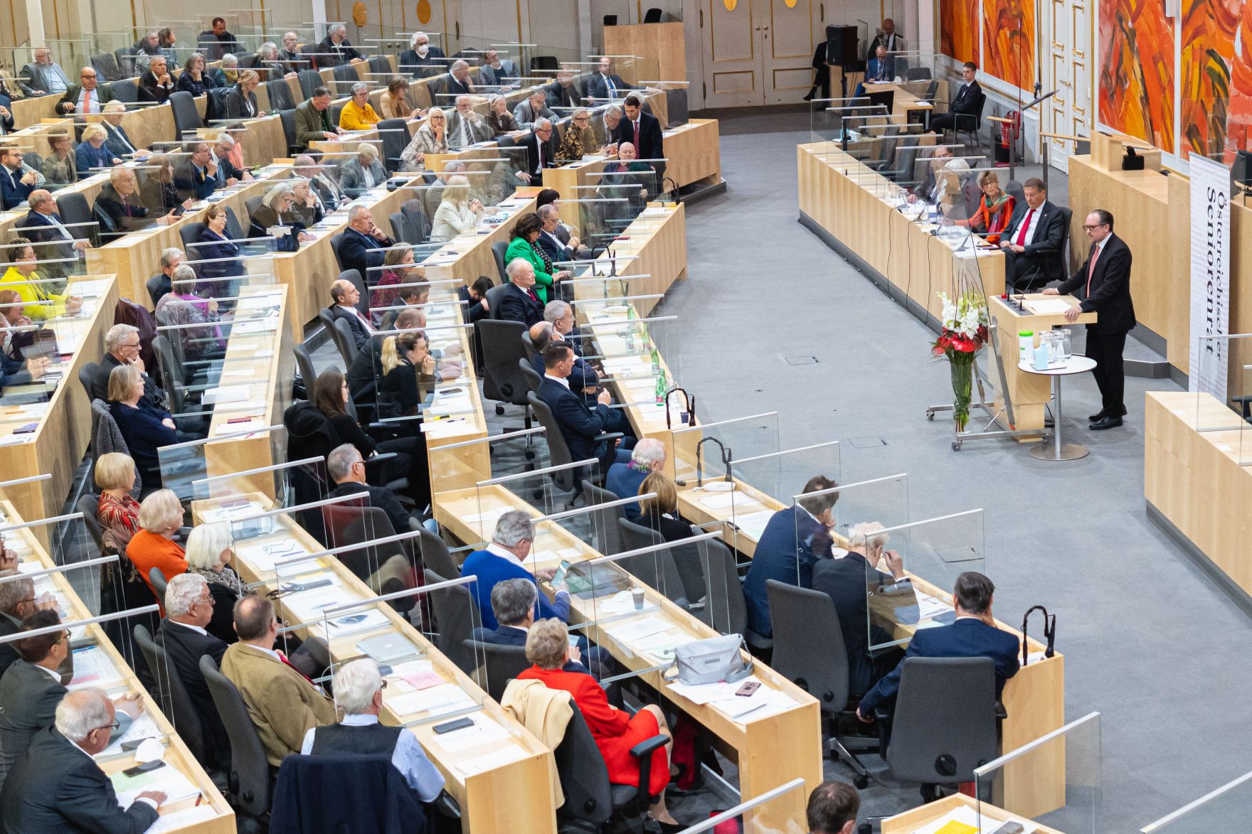 Am 19. Oktober 2021 hielt Bundeskanzler Alexander Schallenberg (im Bild) eine Rede bei der Vollversammlung des &Ouml;sterreichischen Seniorenrats.