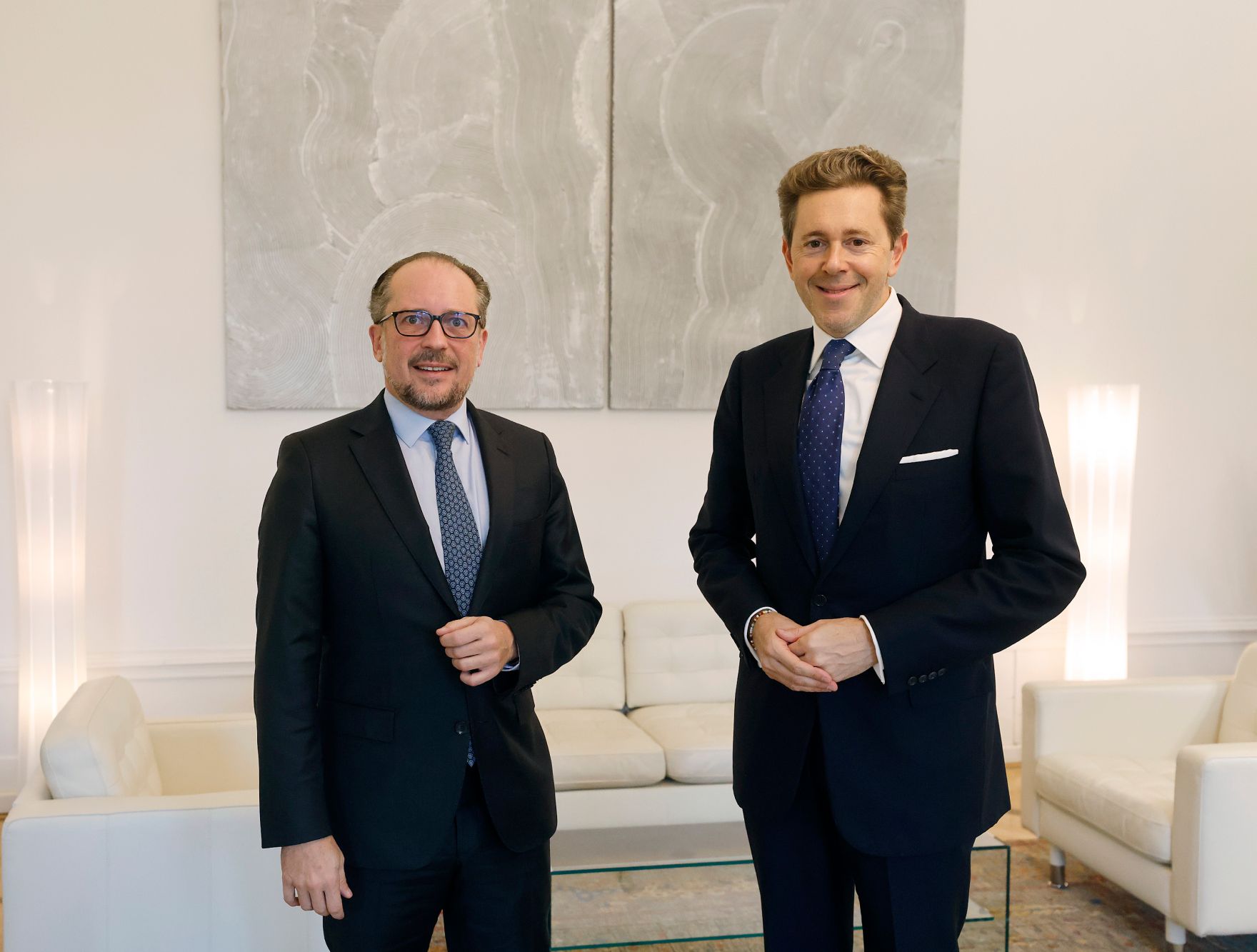 Am 29. Oktober 2021 empfing Bundeskanzler Alexander Schallenberg (l.) den WKO Pr&auml;sidenten Harald Mahrer (r.).