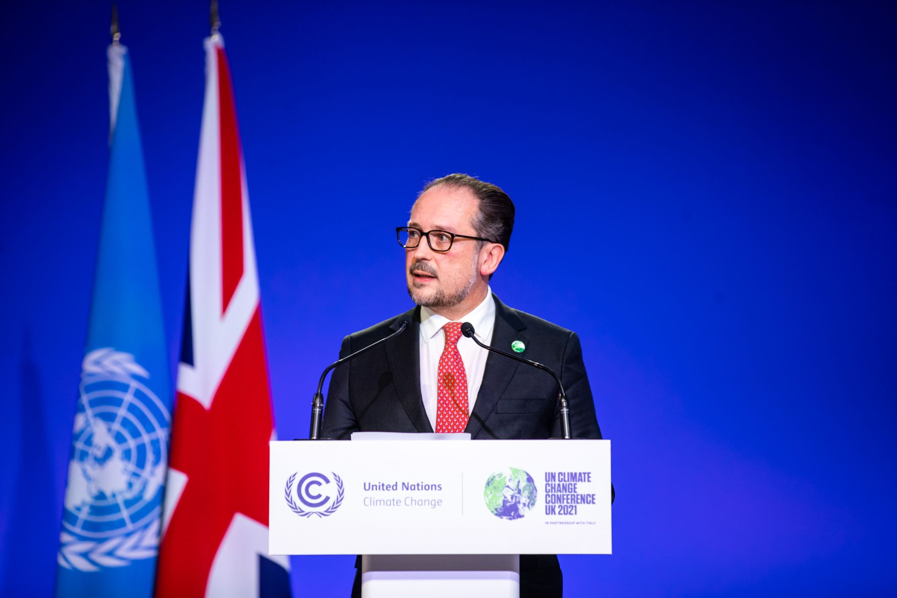 Am 1. November 2021 nahm Bundeskanzler Alexander Schallenberg (im Bild) an der UN-Klimakonferenz 2021 in Glasgow teil. Im Bild bei der Keynote.