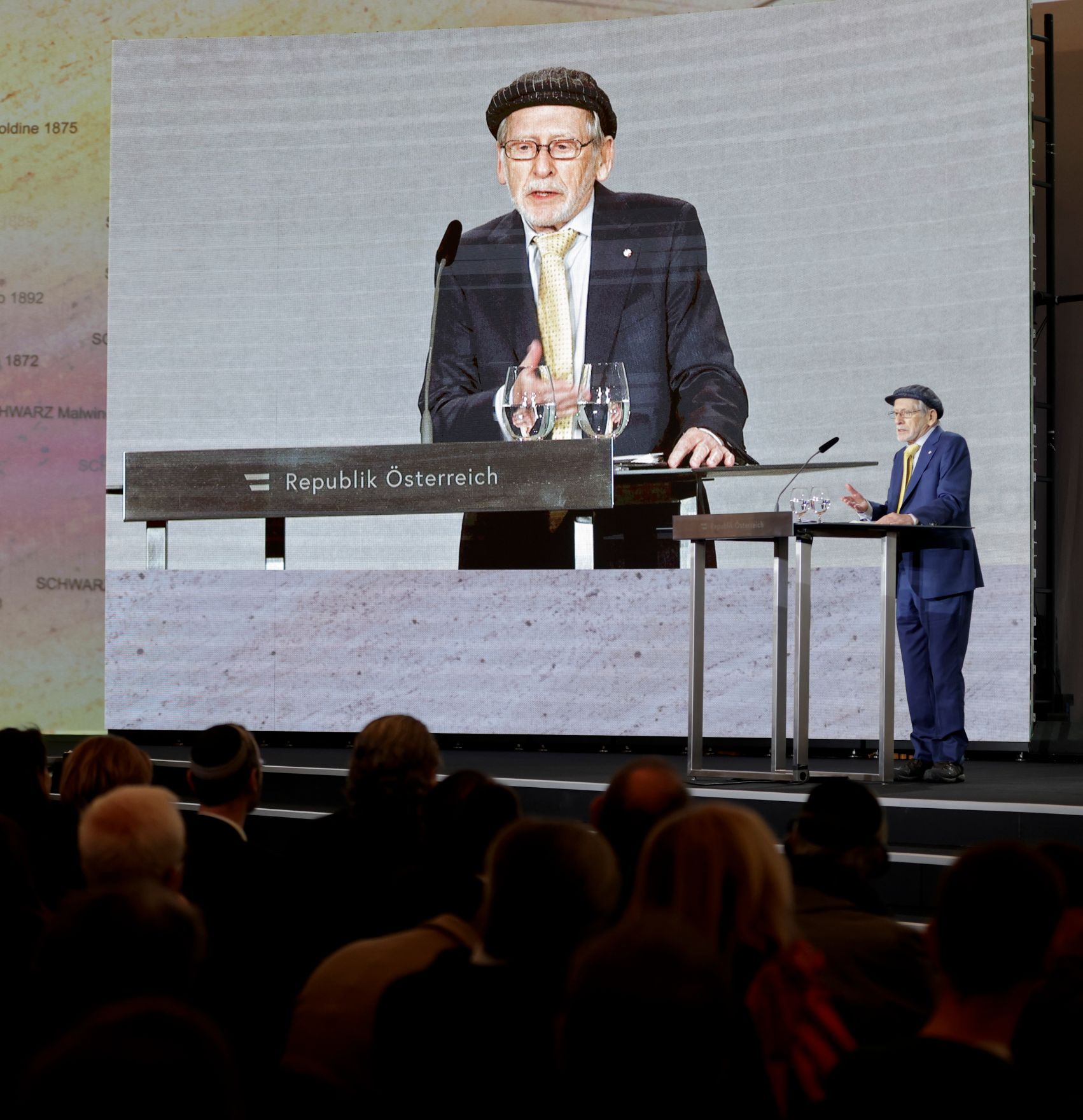 Am 9. November 2021 nahm Bundeskanzler Alexander Schallenberg an der Einweihung der Shoah-Namensmauer im Ostarrichipark teil. Im Bild Kurt Tutter.