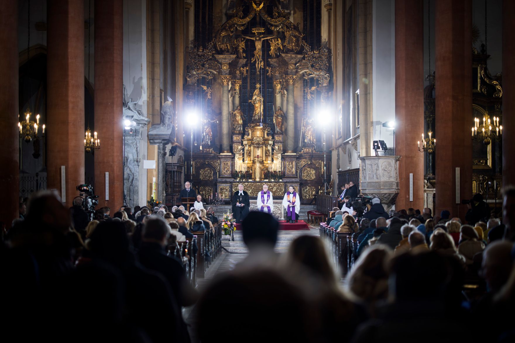 Am 18. Februar 2025 nahm Bundeskanzler Alexander Schallenberg am Gedenkmarsch nach dem Villacher-Anschlag teil.
