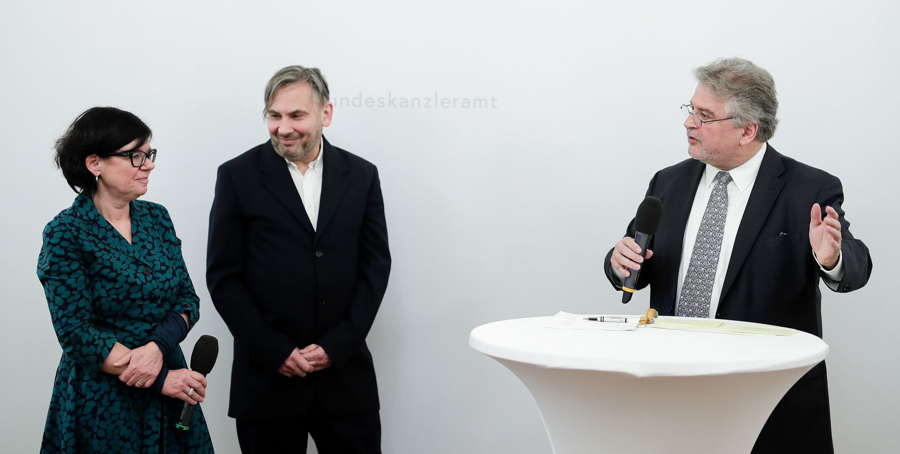 Am 21. Februar 2019 &uuml;berreichte Bundesminister Gernot Bl&uuml;mel die &Ouml;sterreichischen Kunstpreise und den Hans-Hollein-Kunstpreis.