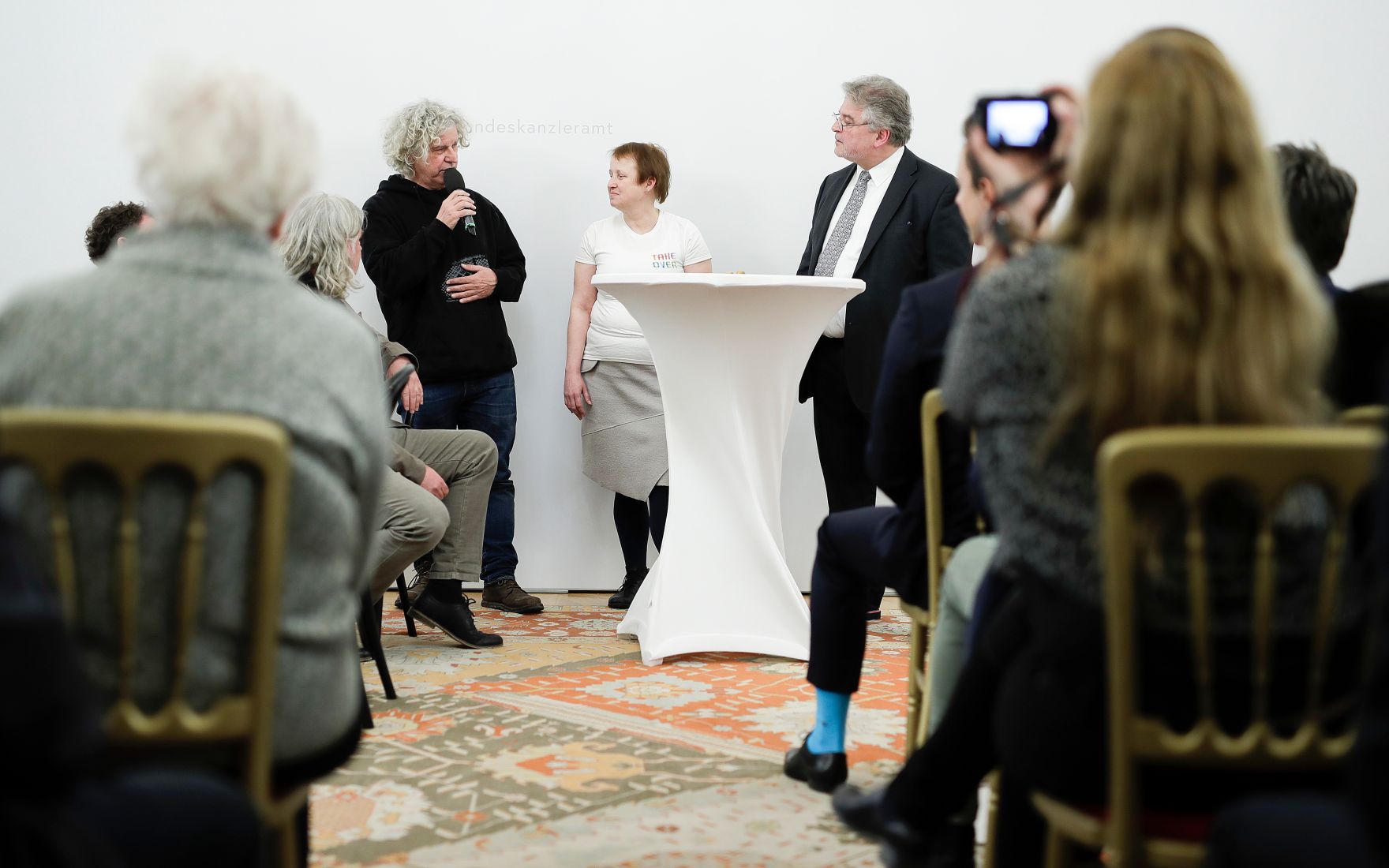 Am 21. Februar 2019 &uuml;berreichte Bundesminister Gernot Bl&uuml;mel die &Ouml;sterreichischen Kunstpreise und den Hans-Hollein-Kunstpreis.