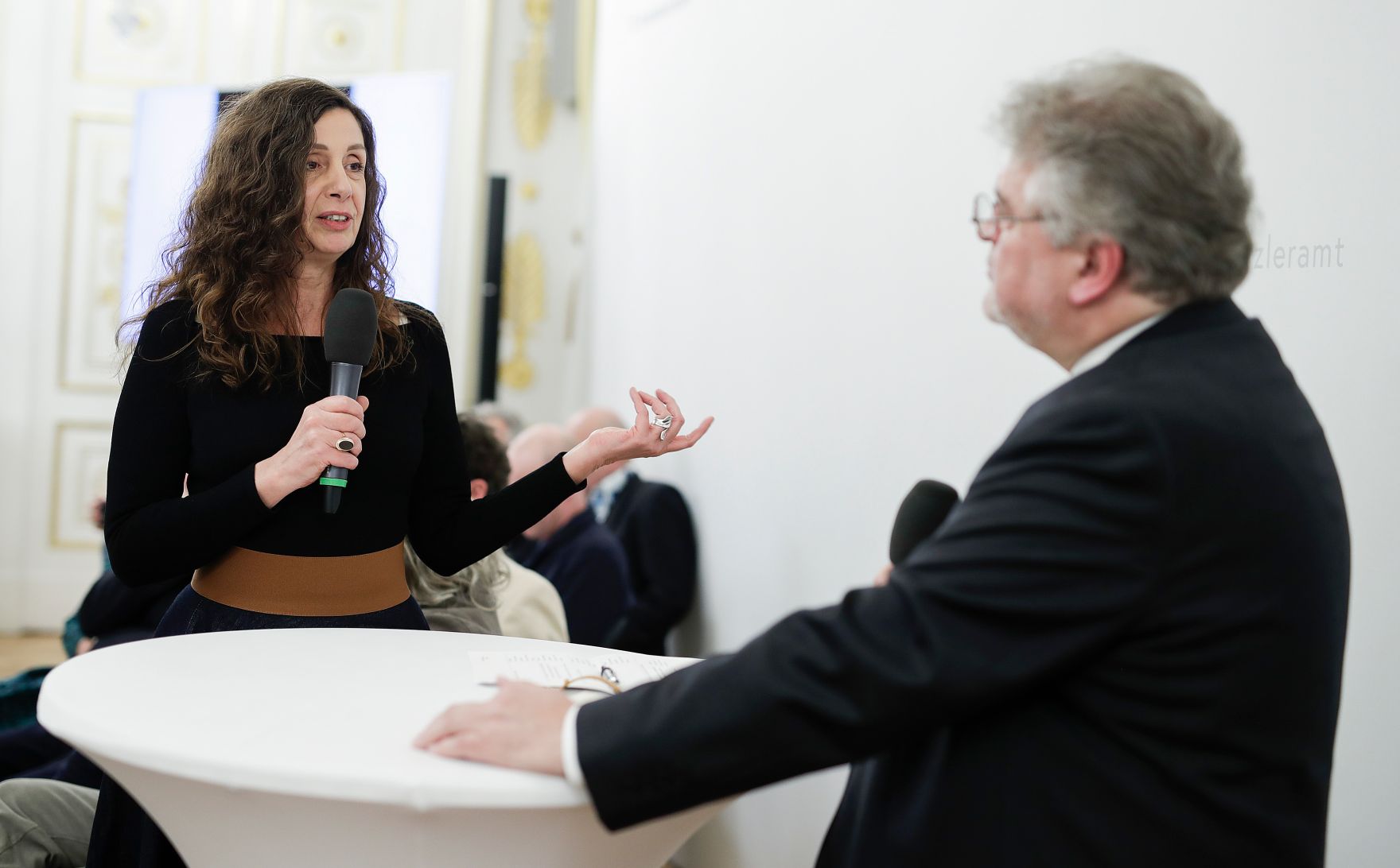 Am 21. Februar 2019 &uuml;berreichte Bundesminister Gernot Bl&uuml;mel die &Ouml;sterreichischen Kunstpreise und den Hans-Hollein-Kunstpreis.