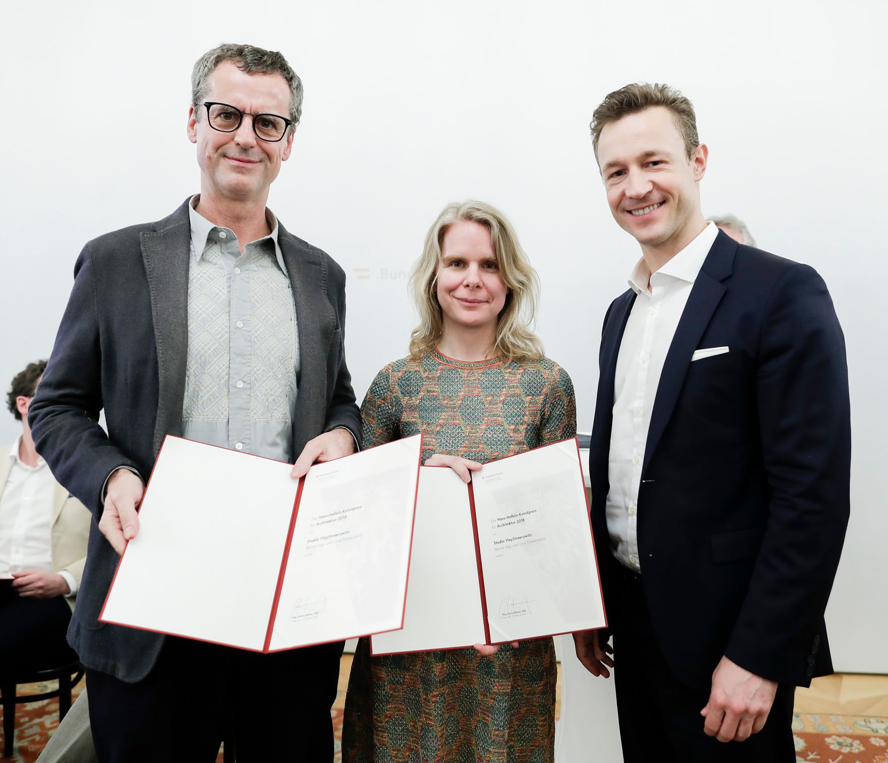 Am 21. Februar 2019 &uuml;berreichte Bundesminister Gernot Bl&uuml;mel die &Ouml;sterreichischen Kunstpreise und den Hans-Hollein-Kunstpreis.