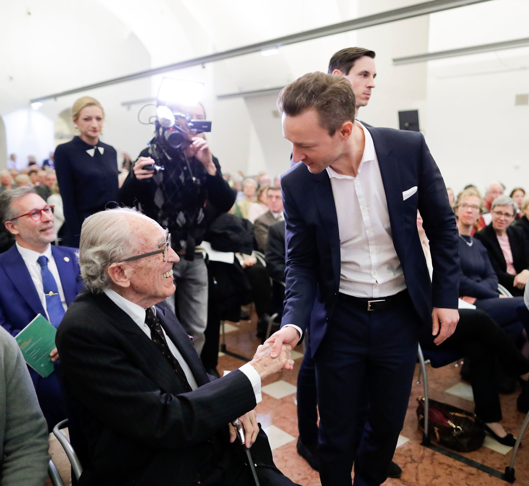 Am 14. M&auml;rz 2019 er&ouml;ffnete Bundesminister Gernot Bl&uuml;mel (r.) die Ausstellung &quot;Kaiser Maximilan I. Ein Gro&szlig;er Habsburger&quot; in der &Ouml;sterreichischen National Bibliothek.