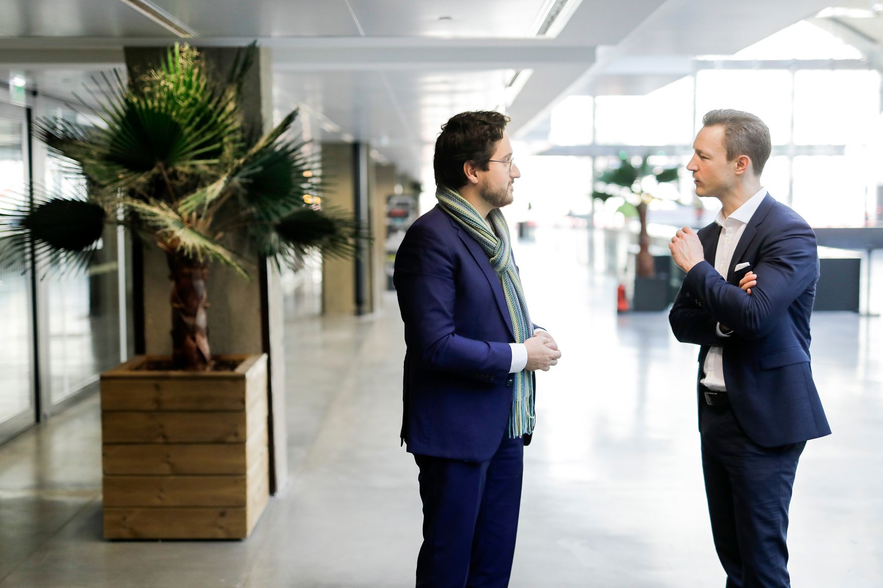 Am 21. M&auml;rz 2019 reiste Bundesminister Gernot Bl&uuml;mel (r.) nach Paris. Im Bild bei Station F.