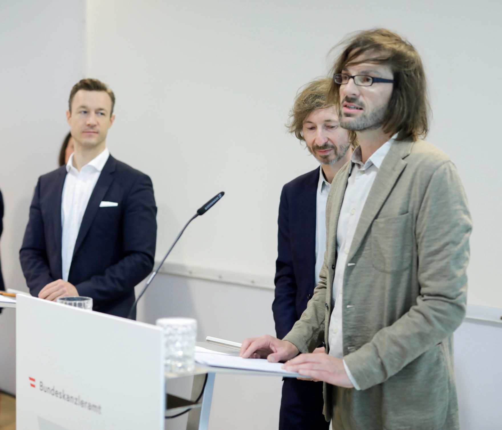 Am 03. April 2019 fand Pressekonferenz zum Thema &quot;Architekturbiennale Venedig 2020&quot; mit Bundesminister Gernot Bl&uuml;mel (l.) statt.