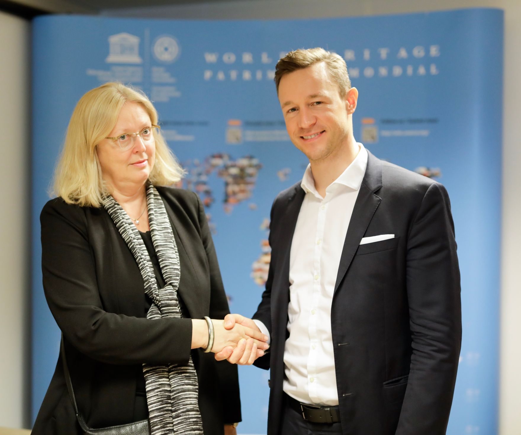 Am 3. Mai 2019 reiste Bundesminister Gernot Bl&uuml;mel (l.) anl&auml;sslich eines Arbeitsbesuchs nach Paris. Im Bild mit Mechtild R&ouml;ssler (r.), Direktorin des UNESCO Welterbezentrums.