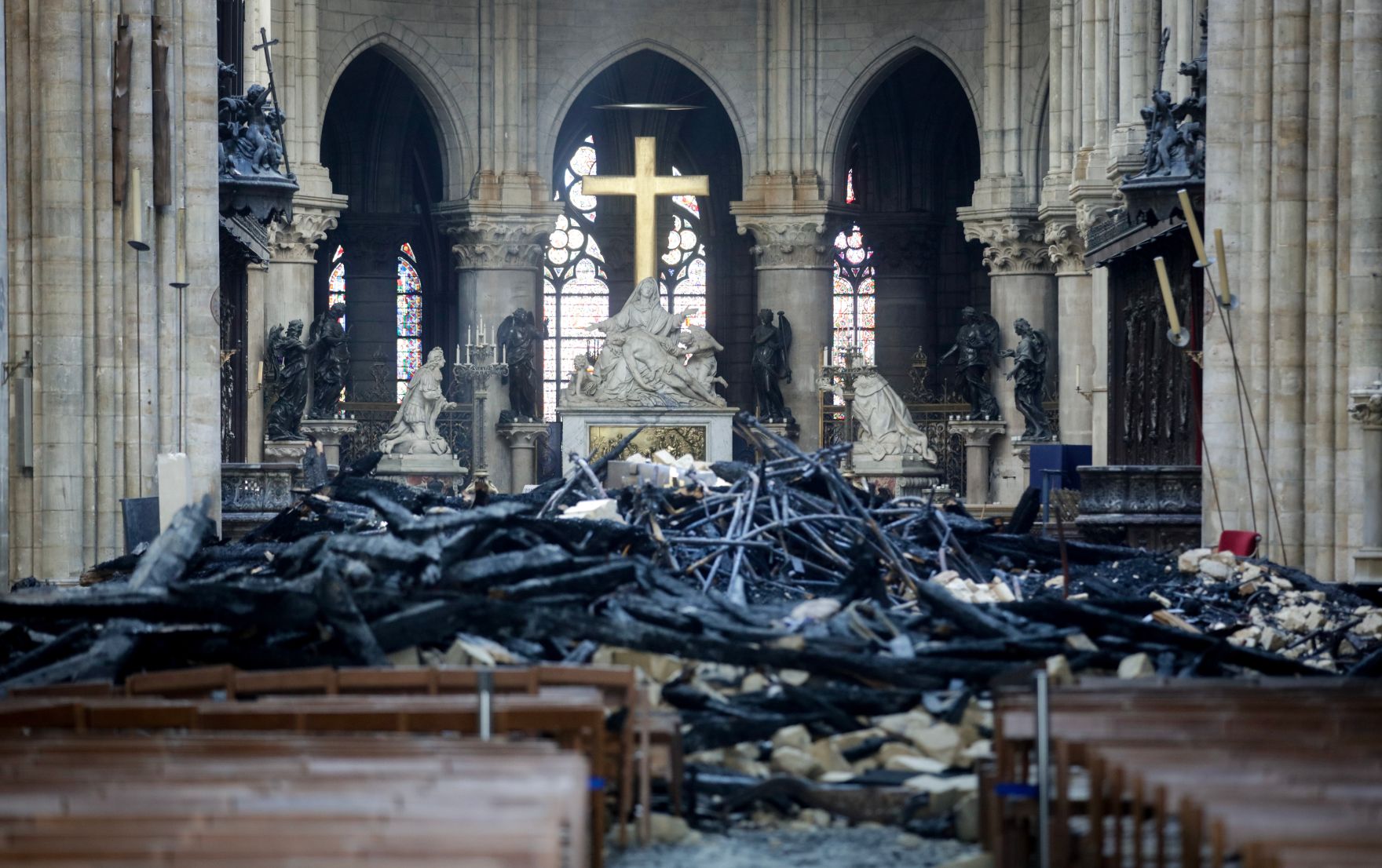 Am 3. Mai 2019 reiste Bundesminister Gernot Bl&uuml;mel anl&auml;sslich eines Arbeitsbesuchs nach Paris. Im Bild beim Besuch der Kathedrale Notre-Dame de Paris.