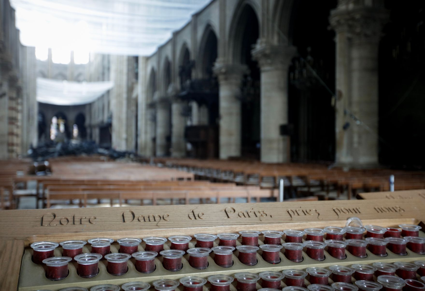 Am 3. Mai 2019 reiste Bundesminister Gernot Bl&uuml;mel anl&auml;sslich eines Arbeitsbesuchs nach Paris. Im Bild beim Besuch der Kathedrale Notre-Dame de Paris.