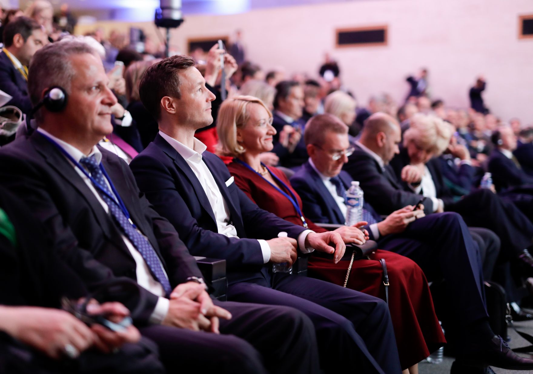 Am 3. Mai 2019 reiste Bundesminister Gernot Bl&uuml;mel (2.v.l.) anl&auml;sslich eines Arbeitsbesuchs nach Paris. Im Bild beim Plenarsitzung der EU- und Kulturminister im Louvre.