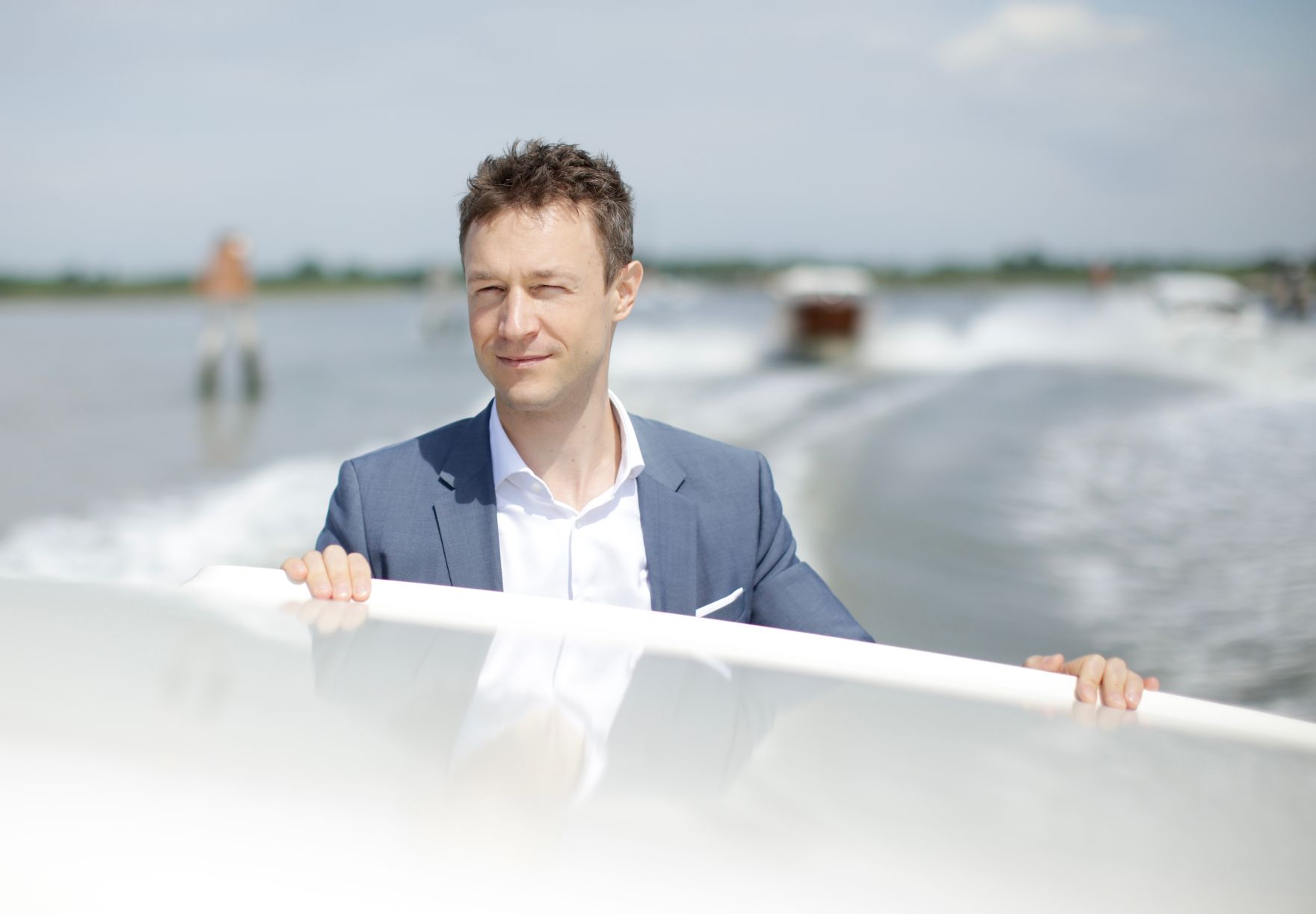 Am 24. Mai 2018 reiste Bundesminister Gernot Bl&uuml;mel (im Bild) anl&auml;sslich der Ausstellungser&ouml;ffnung im &Ouml;sterreich Pavillon auf der 16. Internationalen Architekturausstellung "La Biennale di Venezia" nach Venedig.