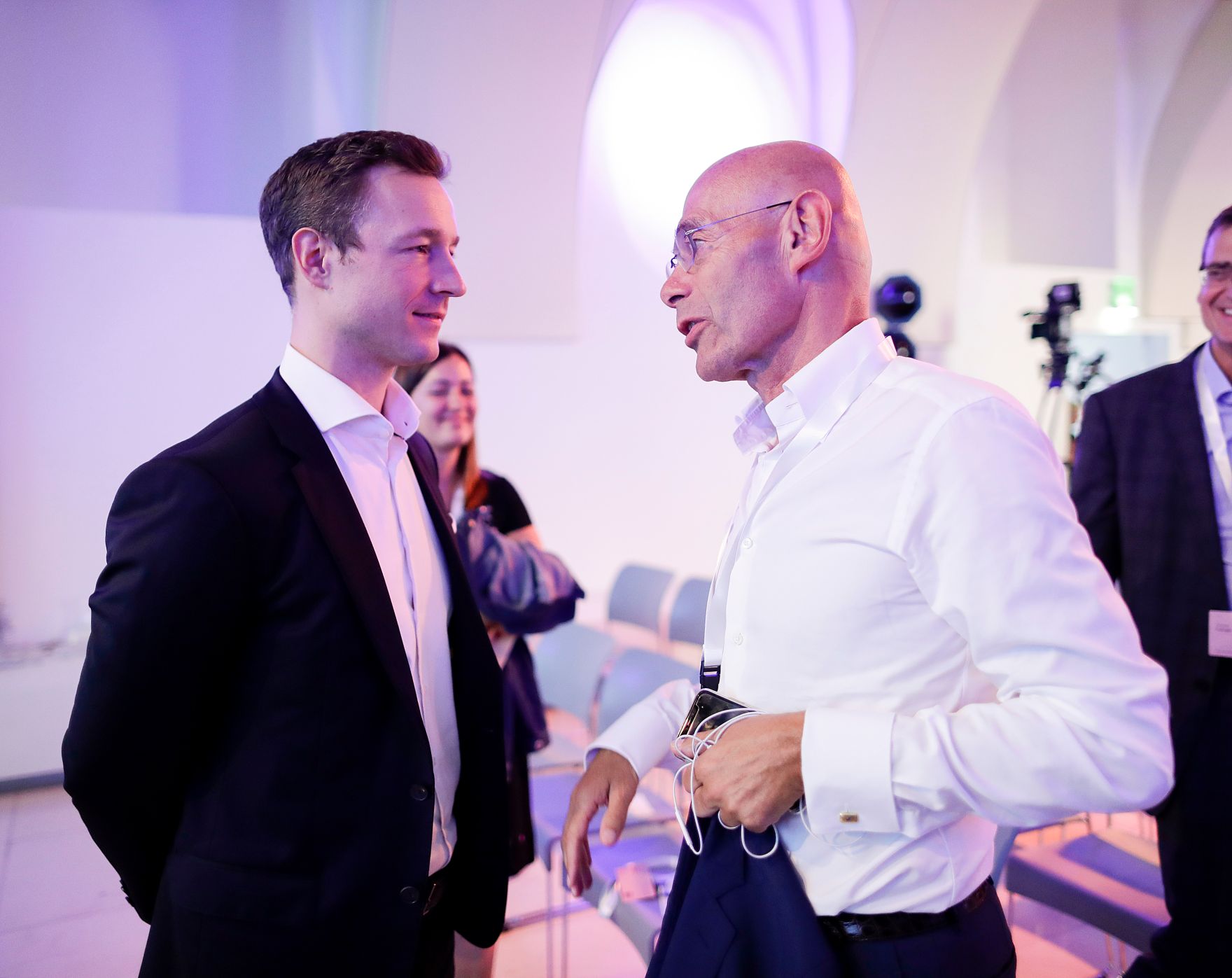Am 8. Juni 2018 setzte Bundesminister Gernot Bl&uuml;mel (l.) seine Teilnahme am medienpolitischen Diskurs "MedienEnquete" fort.