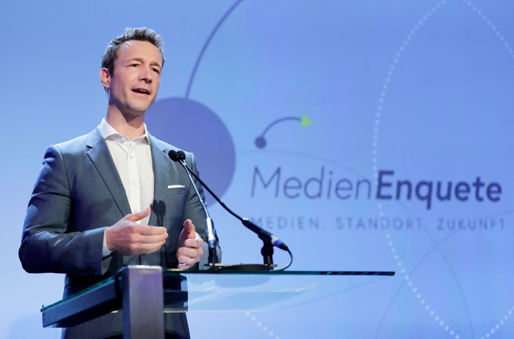 Am 7. Juni 2018 er&ouml;ffnete Bundesminister Gernot Bl&uuml;mel (im Bild) den medienpolitischen Diskurs &quot;MedienEnquete&quot;.