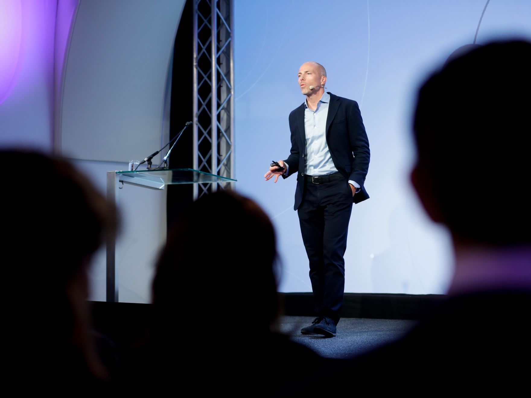 Am 7. Juni 2018 nahm Bundesminister Gernot Bl&uuml;mel am medienpolitischen Diskurs &quot;MedienEnquete&quot; teil. Im Bild der Gesch&auml;ftsf&uuml;hrer der United Internet Media Jan Oetjen.