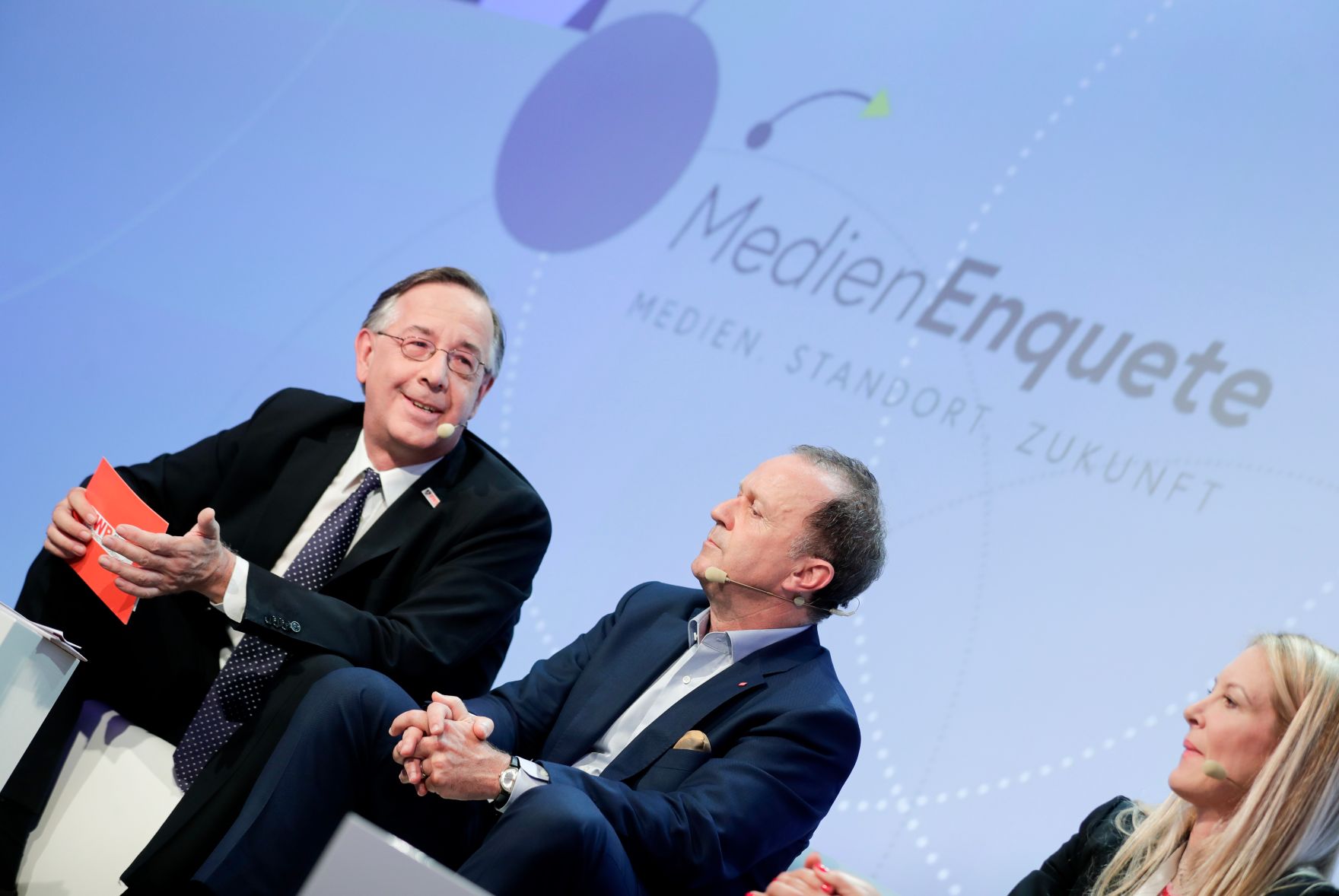 Am 7. Juni 2018 nahm Bundesminister Gernot Bl&uuml;mel am medienpolitischen Diskurs &quot;MedienEnquete&quot; teil. Im Bild der Leiter der Bundeswettbewerbsbeh&ouml;rde Theodor Thanner (l.), der Direktor der Abteilung f&uuml;r &quot;Online und Neue Medien&quot; des ORF Thomas Prantner (m.) und die Herausgeberin und Gesch&auml;ftsf&uuml;hrerin der Tageszeitung &quot;Heute&quot; Eva Dichand (r.).